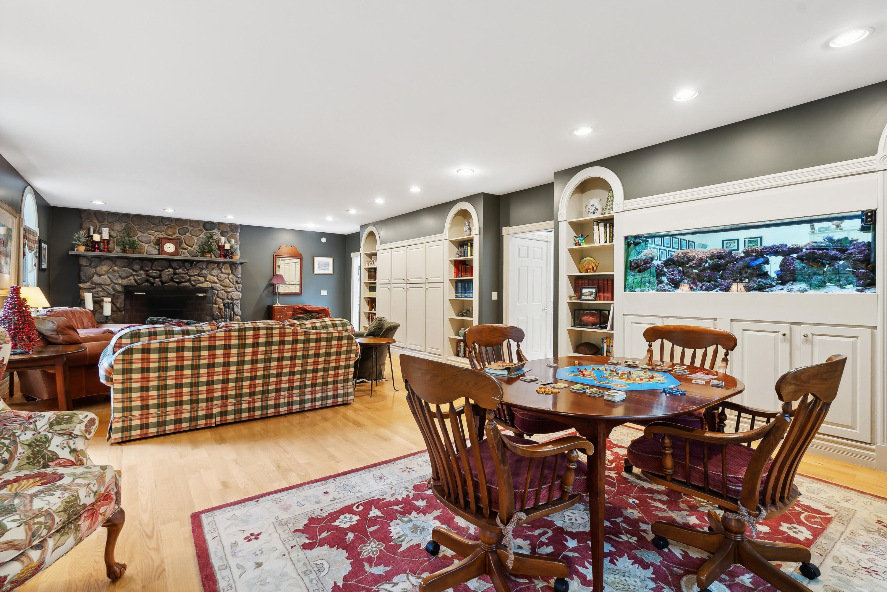 Saco, Maine, 04072, United States, 8 Bedrooms Bedrooms, ,9 BathroomsBathrooms,Residential,Active,1839757