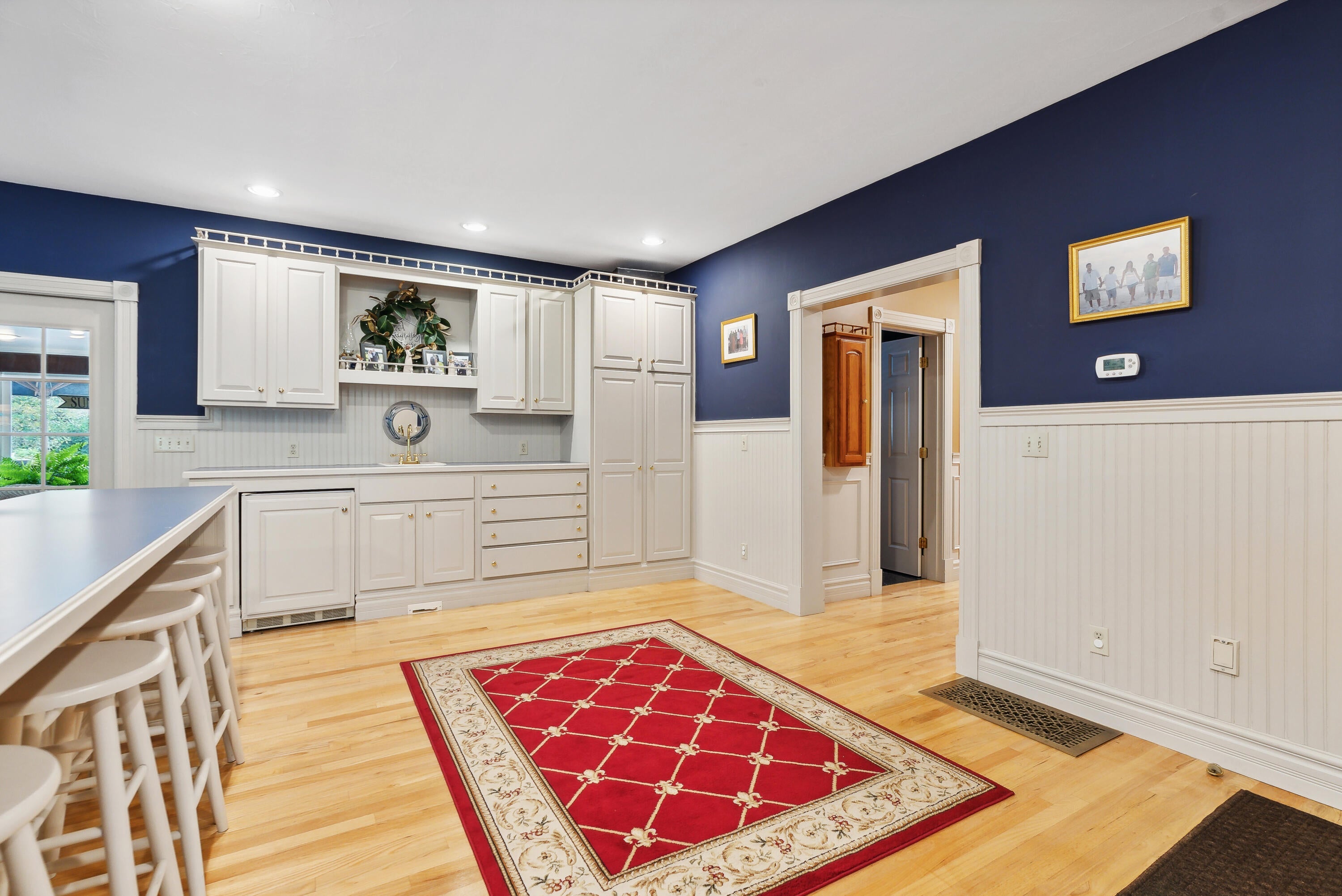 Saco, Maine, 04072, United States, 8 Bedrooms Bedrooms, ,9 BathroomsBathrooms,Residential,Active,1839757