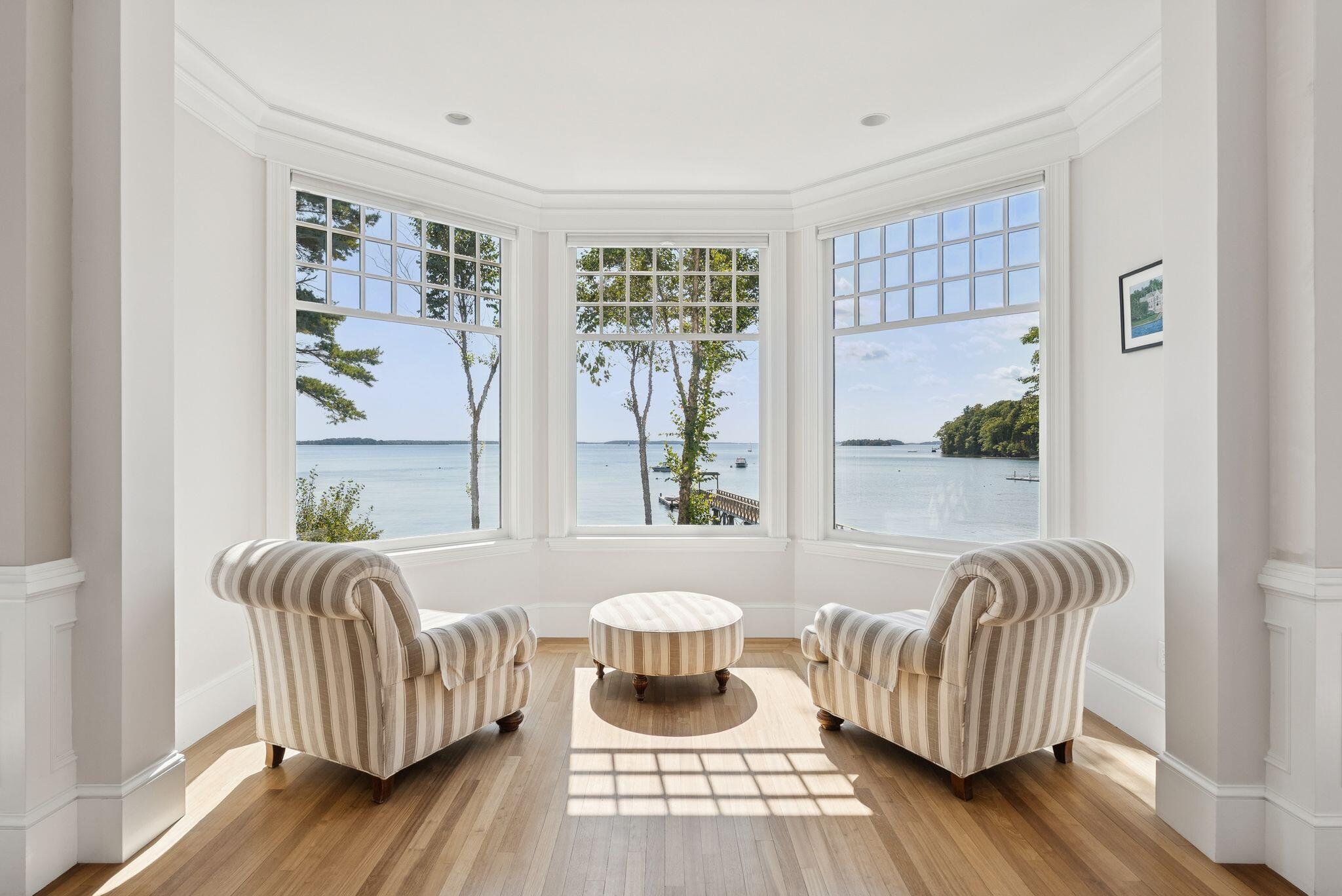 Yarmouth, Maine, 04096, United States, 4 Bedrooms Bedrooms, ,5 BathroomsBathrooms,Residential,Active,1945252