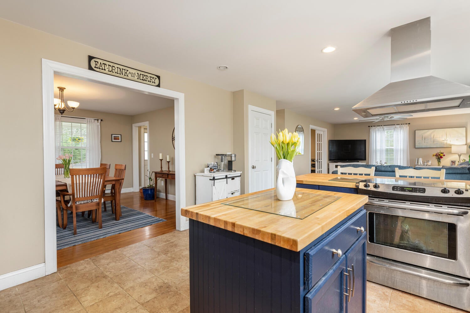 Scarborough, Maine, 04074, United States, 3 Bedrooms Bedrooms, ,3 BathroomsBathrooms,Residential,Active,1781586