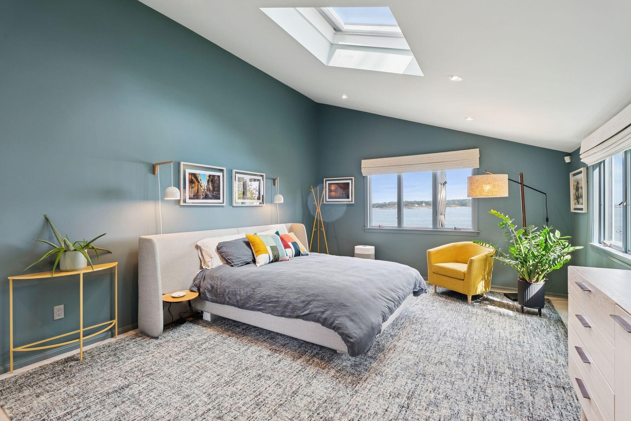 South Portland, Maine, 04106, United States, 2 Bedrooms Bedrooms, ,2 BathroomsBathrooms,Residential,Active,2013638