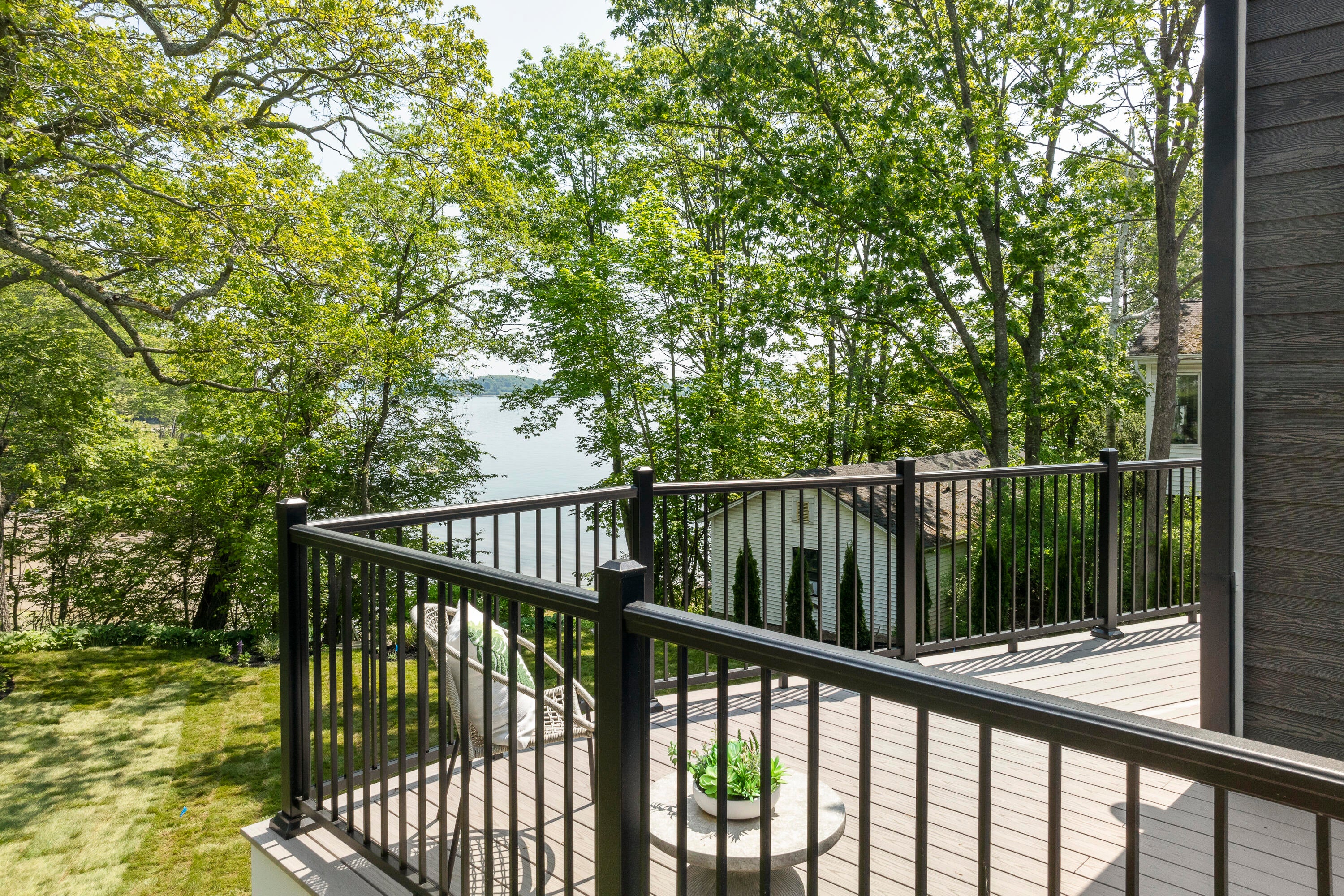 Falmouth, Maine, 04105, United States, 5 Bedrooms Bedrooms, ,6 BathroomsBathrooms,Residential,Active,2028555