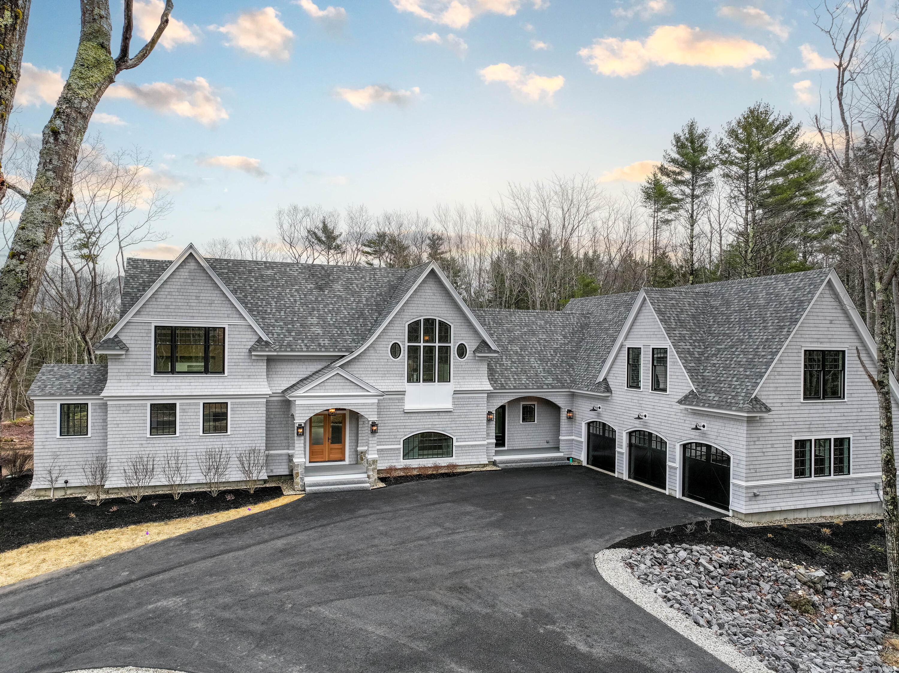 Kennebunkport, Maine, 04046, United States, 5 Bedrooms Bedrooms, ,7 BathroomsBathrooms,Residential,Active,1780326