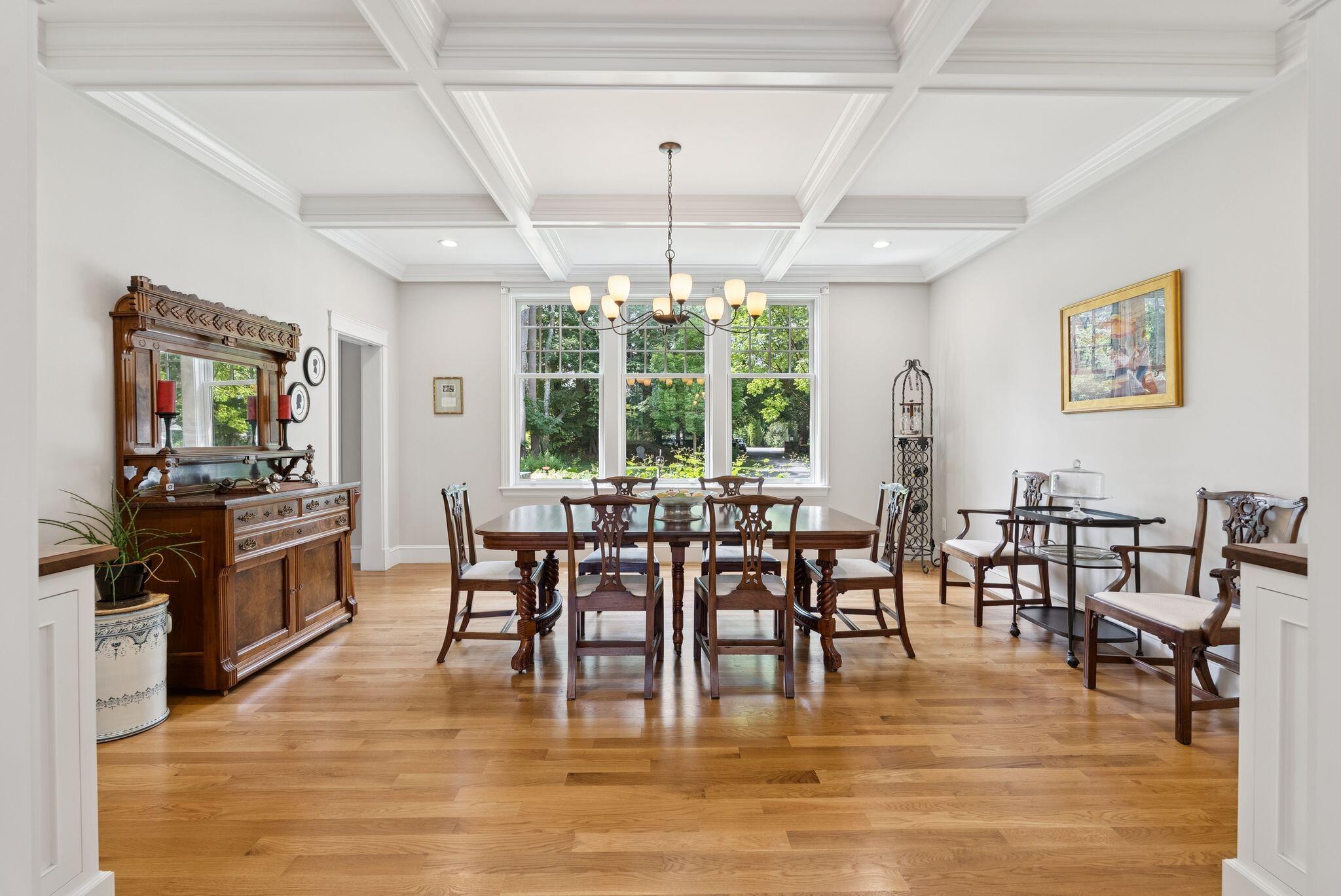 Falmouth, Maine, 04105, United States, 5 Bedrooms Bedrooms, ,6 BathroomsBathrooms,Residential,Active,1952276