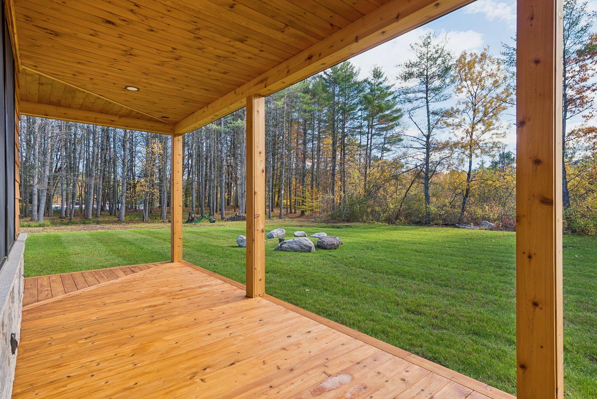 Casco, Maine, 04015, United States, 4 Bedrooms Bedrooms, ,5 BathroomsBathrooms,Residential,Active,1968106