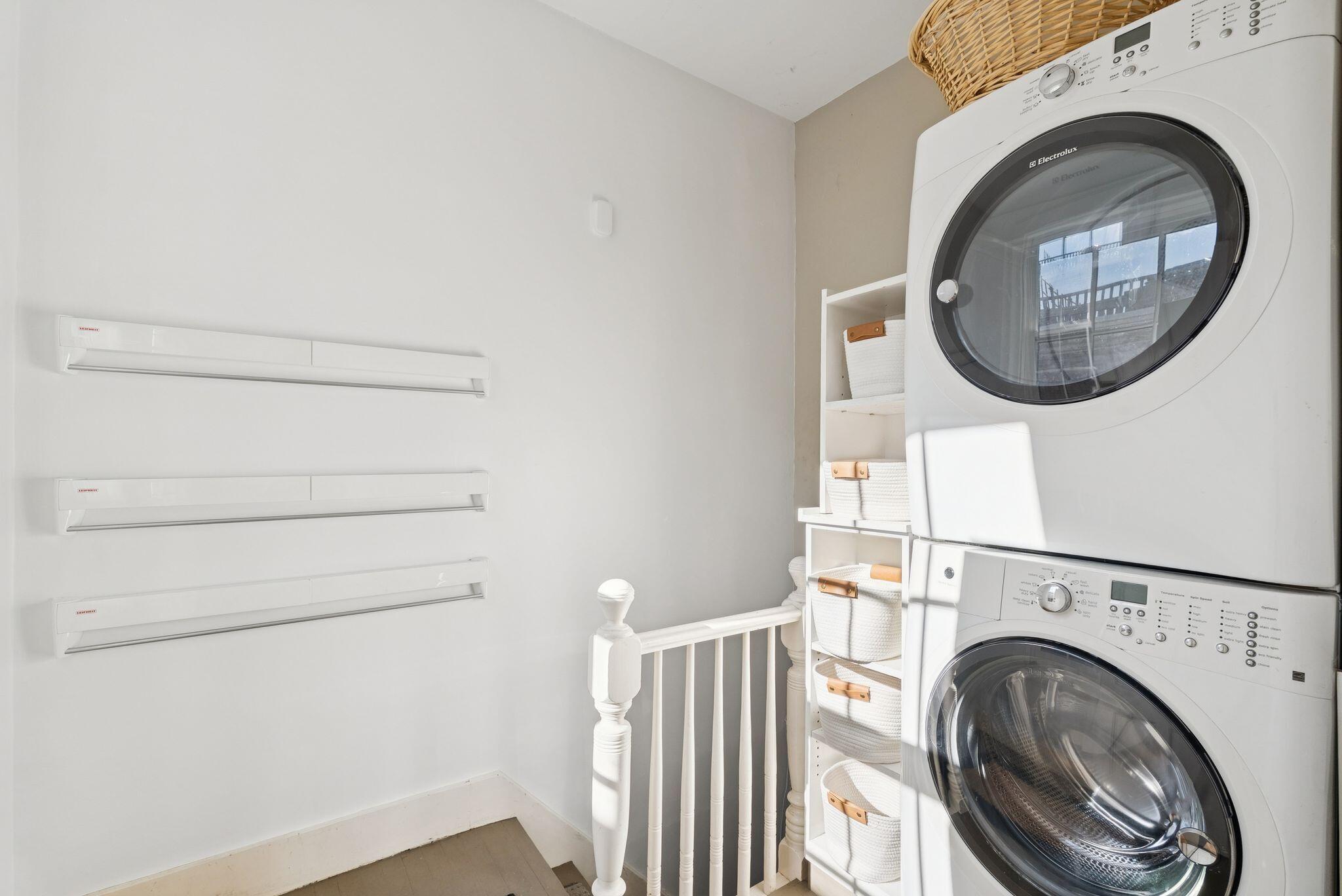 Portland, Maine, 04102, United States, 4 Bedrooms Bedrooms, ,3 BathroomsBathrooms,Residential,Active,1965802