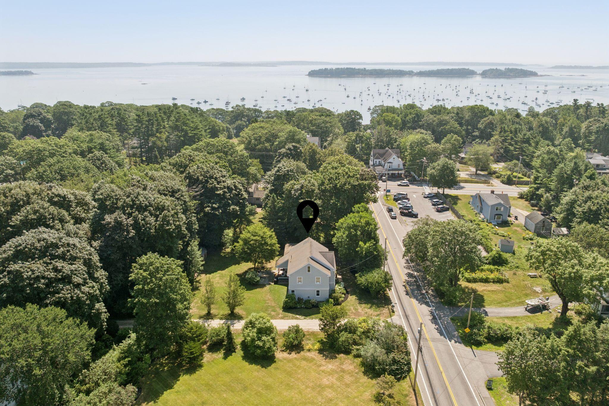 Falmouth, Maine, 04105, United States, 4 Bedrooms Bedrooms, ,3 BathroomsBathrooms,Residential,Pending,1903217