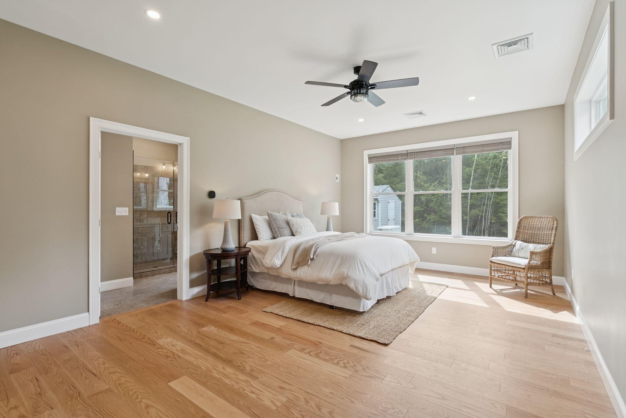 Buxton, Maine, 04093, United States, 4 Bedrooms Bedrooms, ,4 BathroomsBathrooms,Residential,Active,1909608