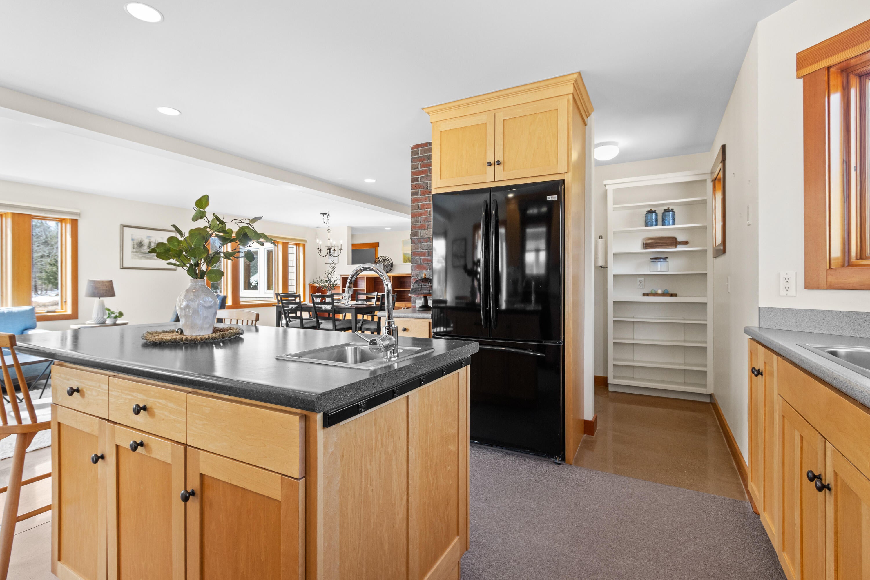 Monmouth, Maine, 04259, United States, ,3 BathroomsBathrooms,Residential,Active,1771427