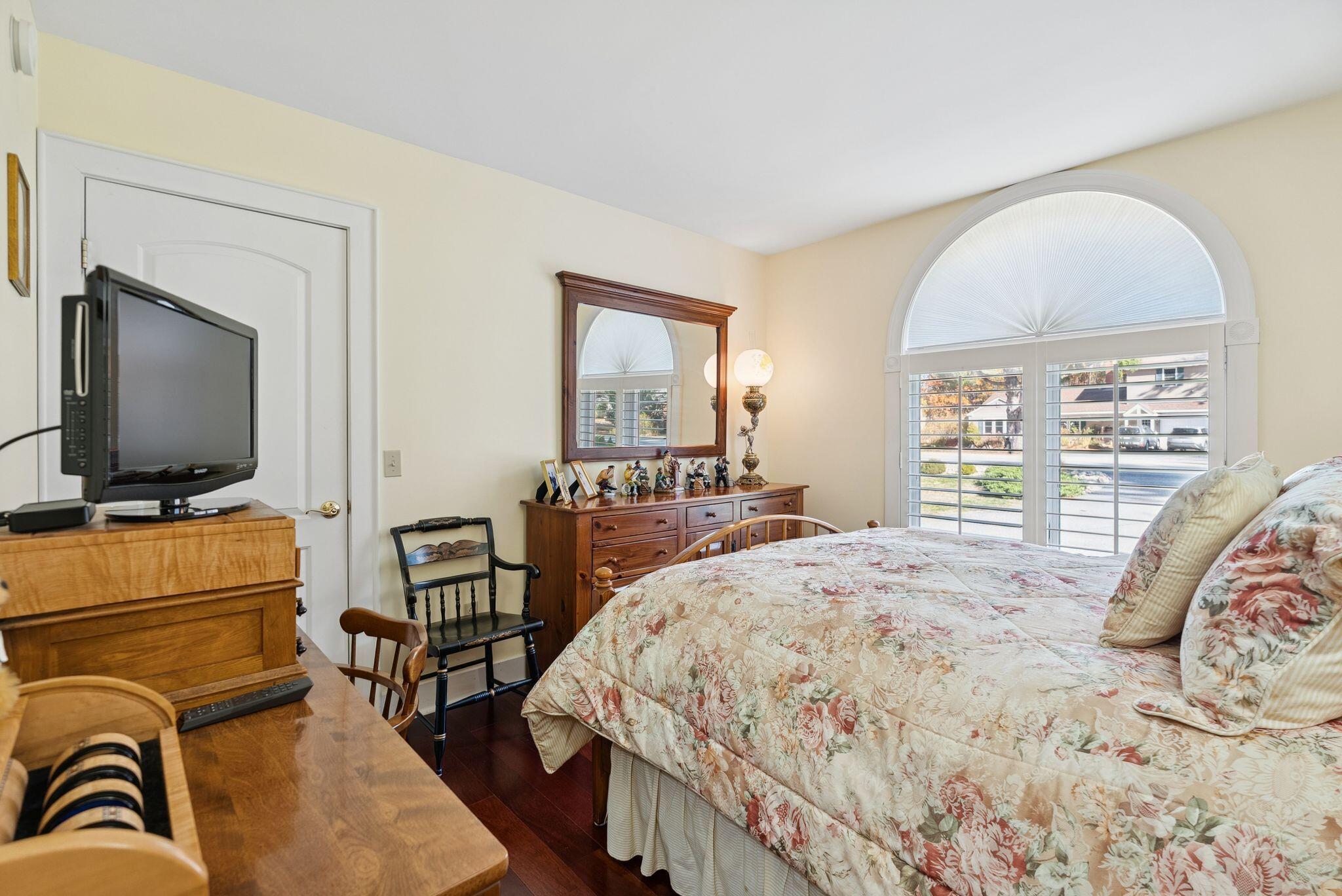 Brunswick, Maine, 04011, United States, 3 Bedrooms Bedrooms, ,3 BathroomsBathrooms,Residential,Active,1985566