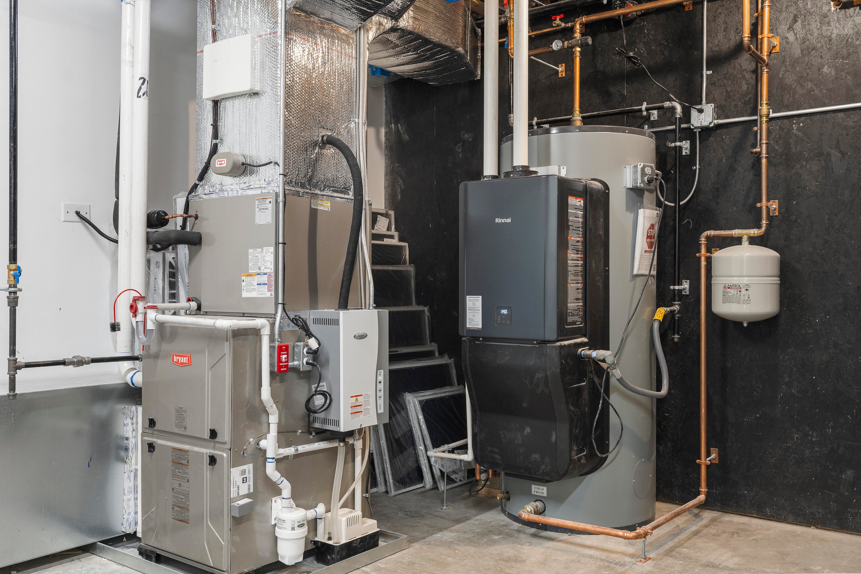 Falmouth, Maine, 04105, United States, 5 Bedrooms Bedrooms, ,6 BathroomsBathrooms,Residential,Active,2028555