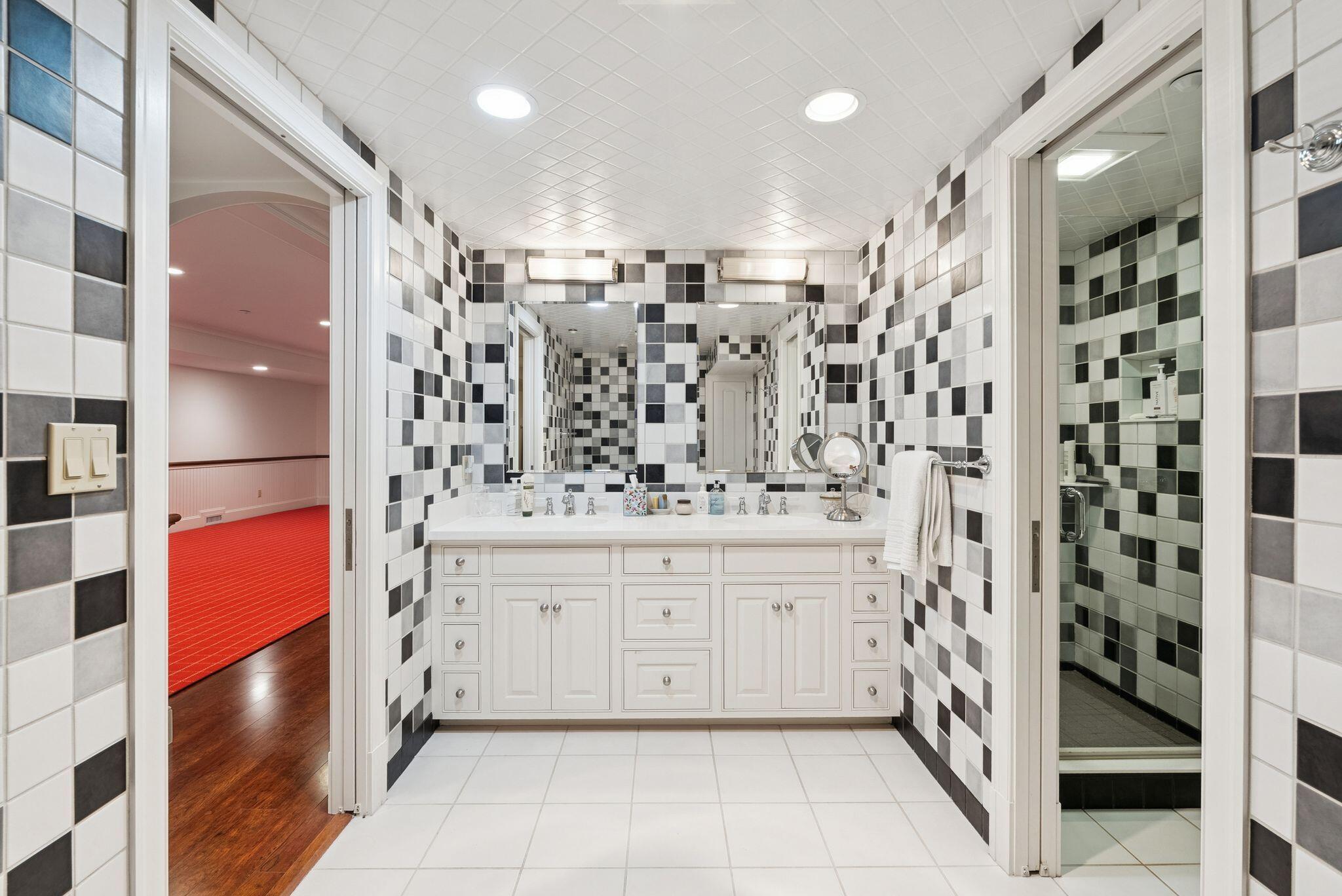 Scarborough, Maine, 04074, United States, 2 Bedrooms Bedrooms, ,3 BathroomsBathrooms,Residential,Active,1972151