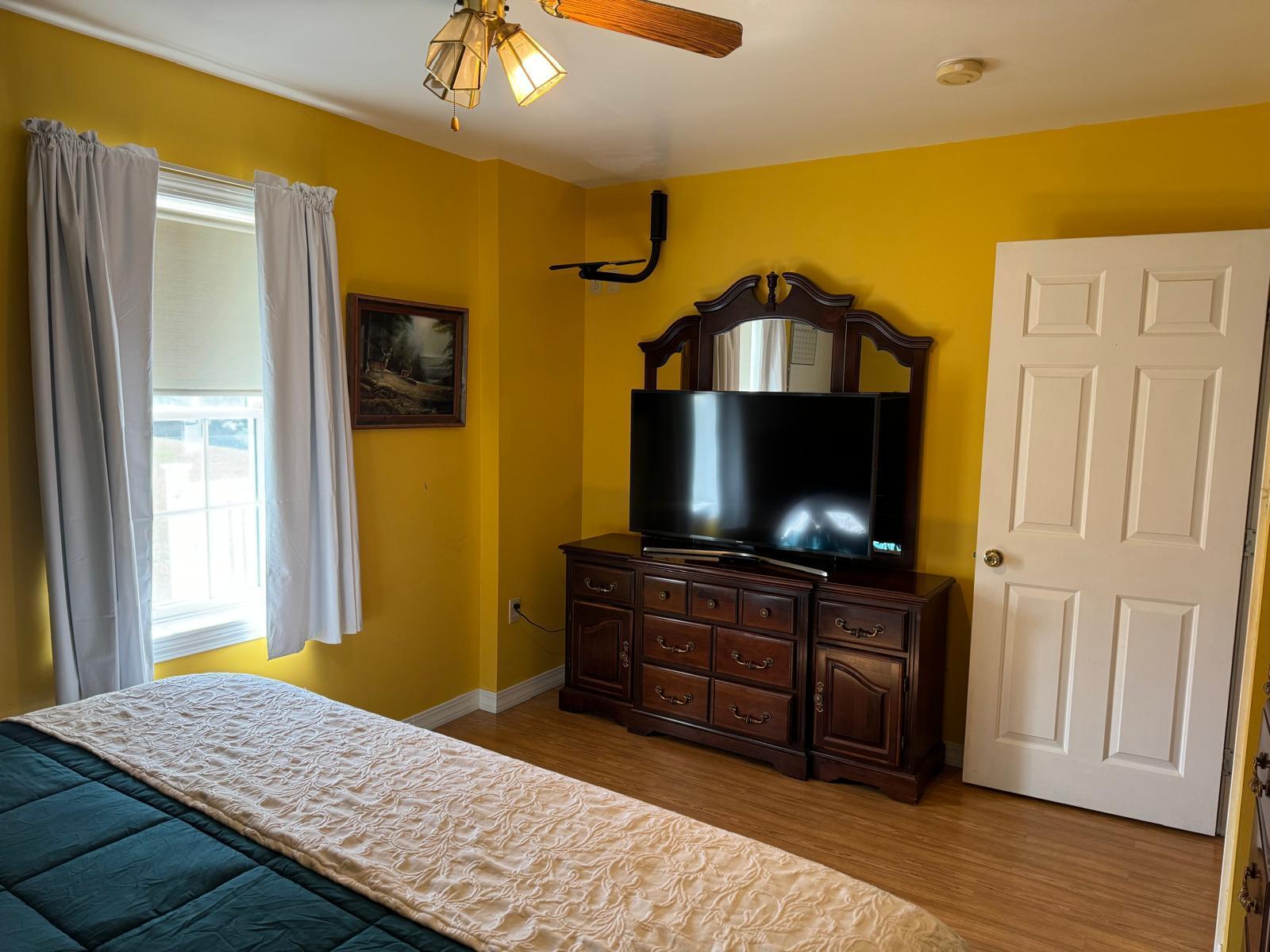 New Canada, Maine, 04743, United States, 6 Bedrooms Bedrooms, ,2 BathroomsBathrooms,Residential,Active,1702003