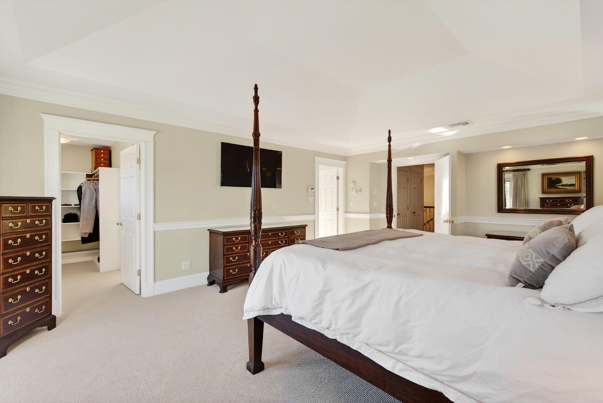 Falmouth, Maine, 04105, United States, 5 Bedrooms Bedrooms, ,7 BathroomsBathrooms,Residential,Active,2013455