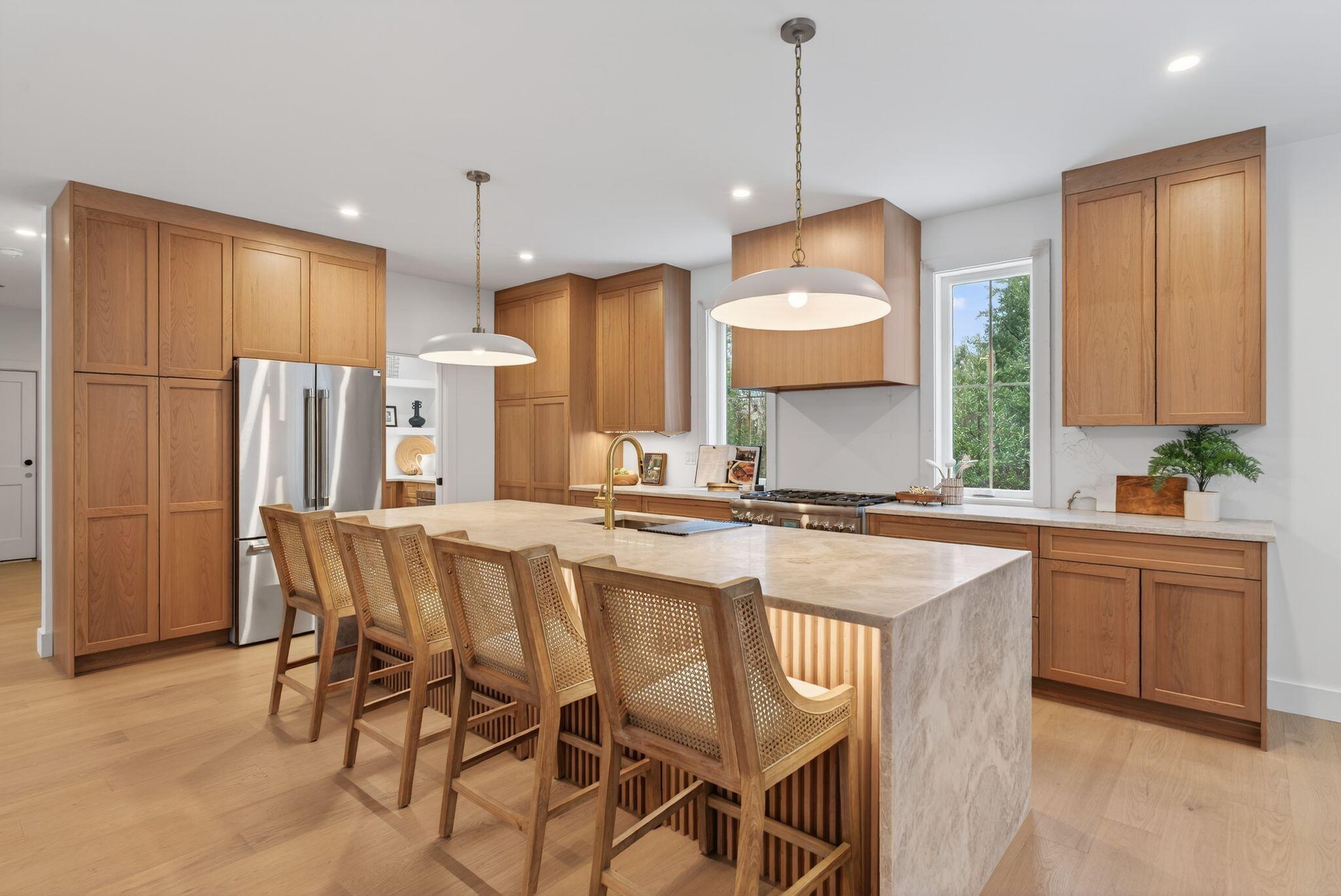 Falmouth, Maine, 04105, United States, 4 Bedrooms Bedrooms, ,4 BathroomsBathrooms,Residential,Active,2001079