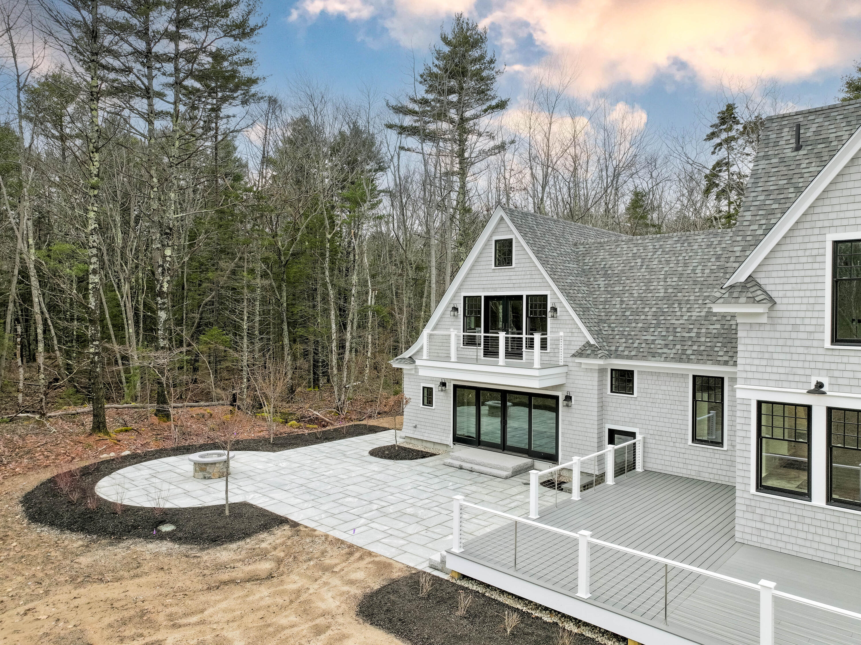 Kennebunkport, Maine, 04046, United States, 5 Bedrooms Bedrooms, ,7 BathroomsBathrooms,Residential,Active,1780326