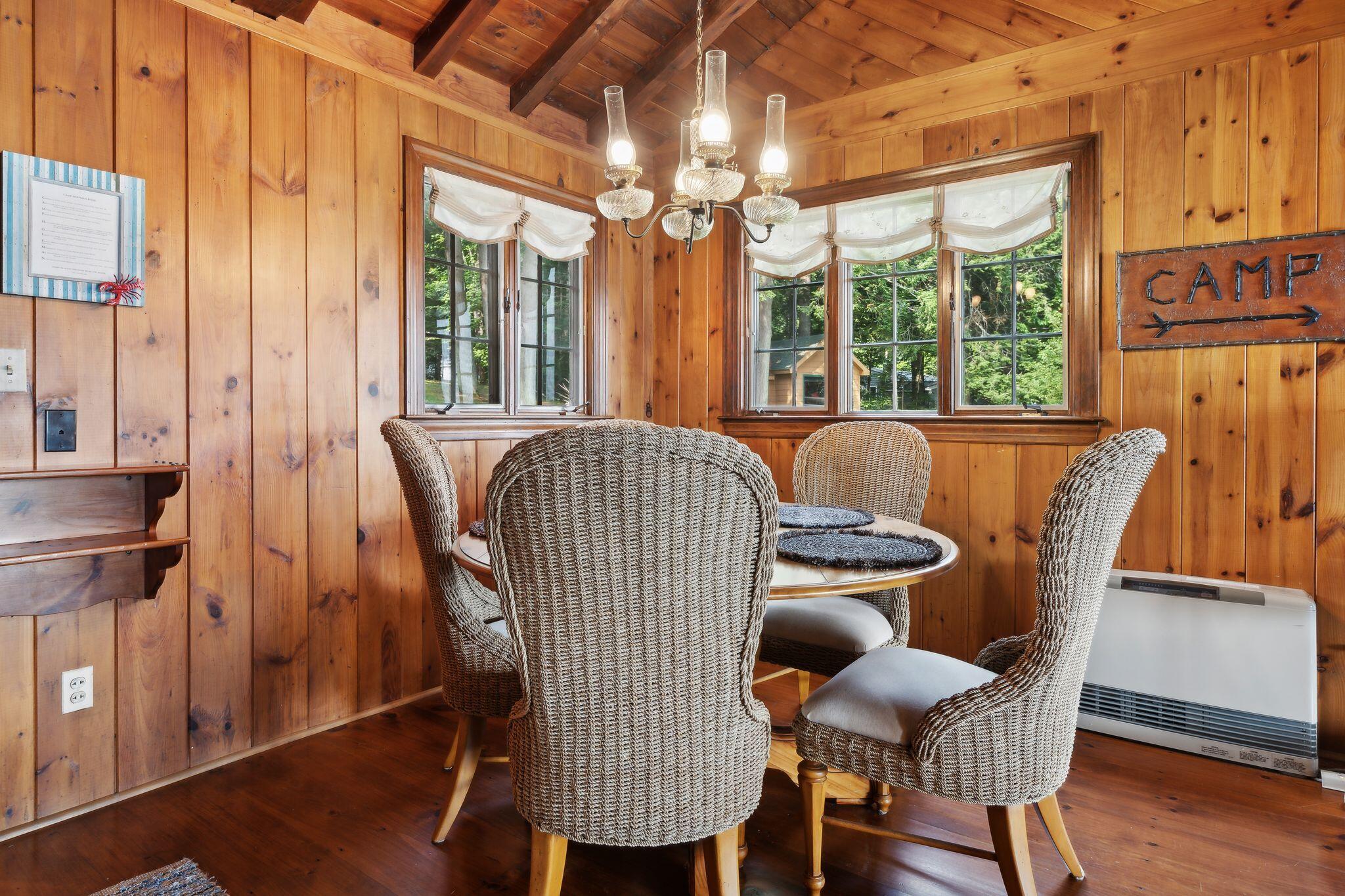 Naples, Maine, 04055, United States, 9 Bedrooms Bedrooms, ,8 BathroomsBathrooms,Residential,Active,1905064