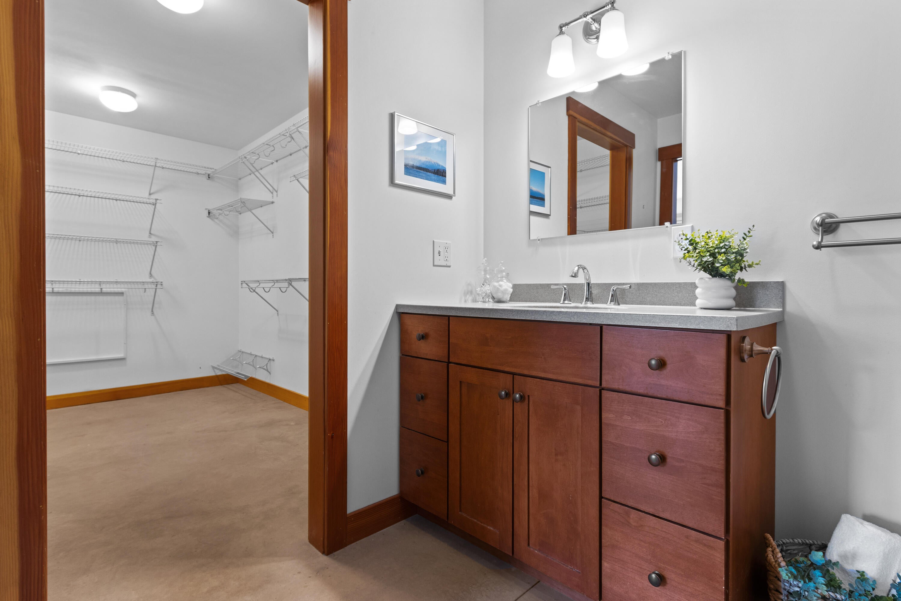 Monmouth, Maine, 04259, United States, ,3 BathroomsBathrooms,Residential,Active,1771427