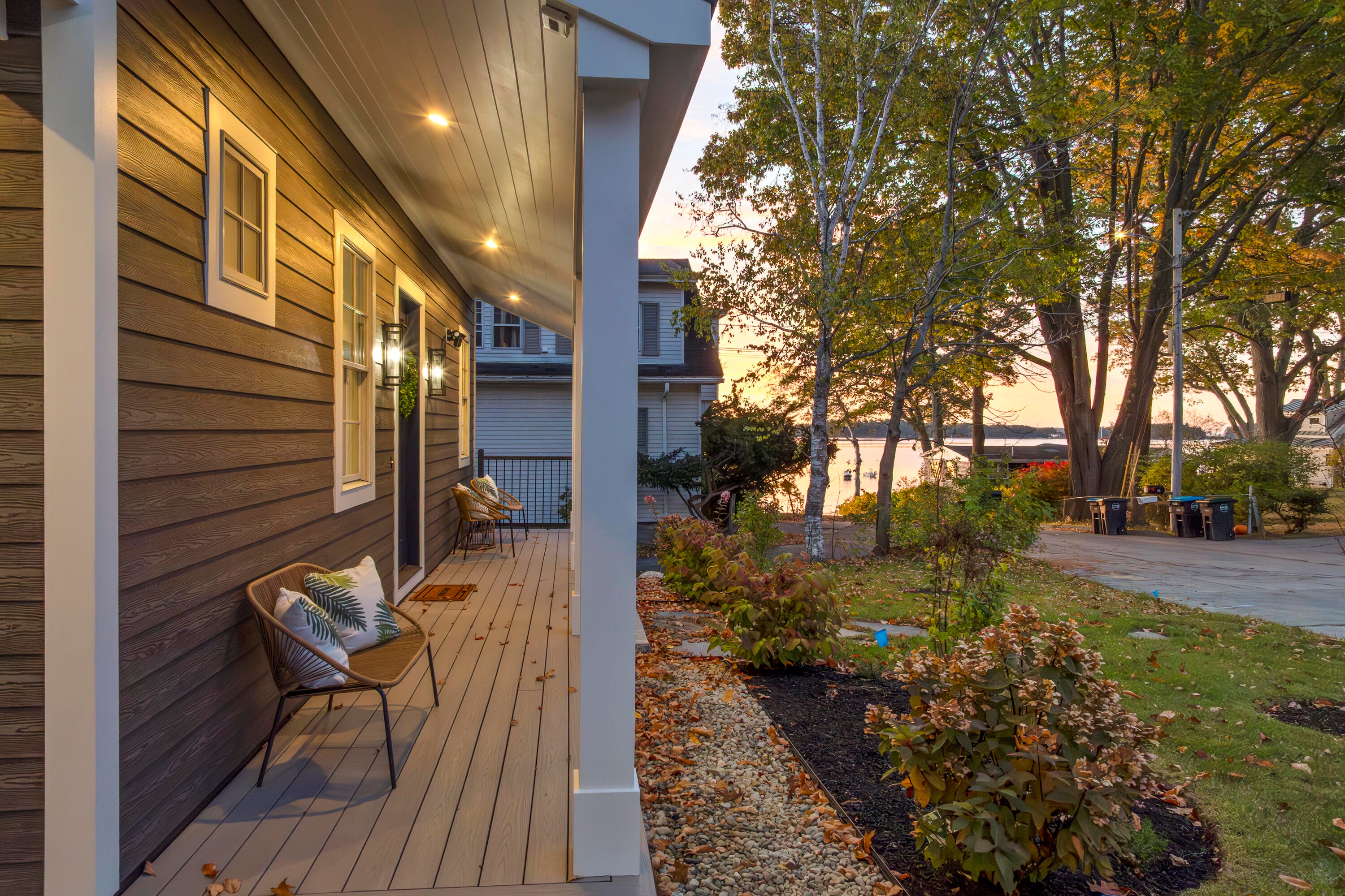 Falmouth, Maine, 04105, United States, 5 Bedrooms Bedrooms, ,6 BathroomsBathrooms,Residential,Active,2028555