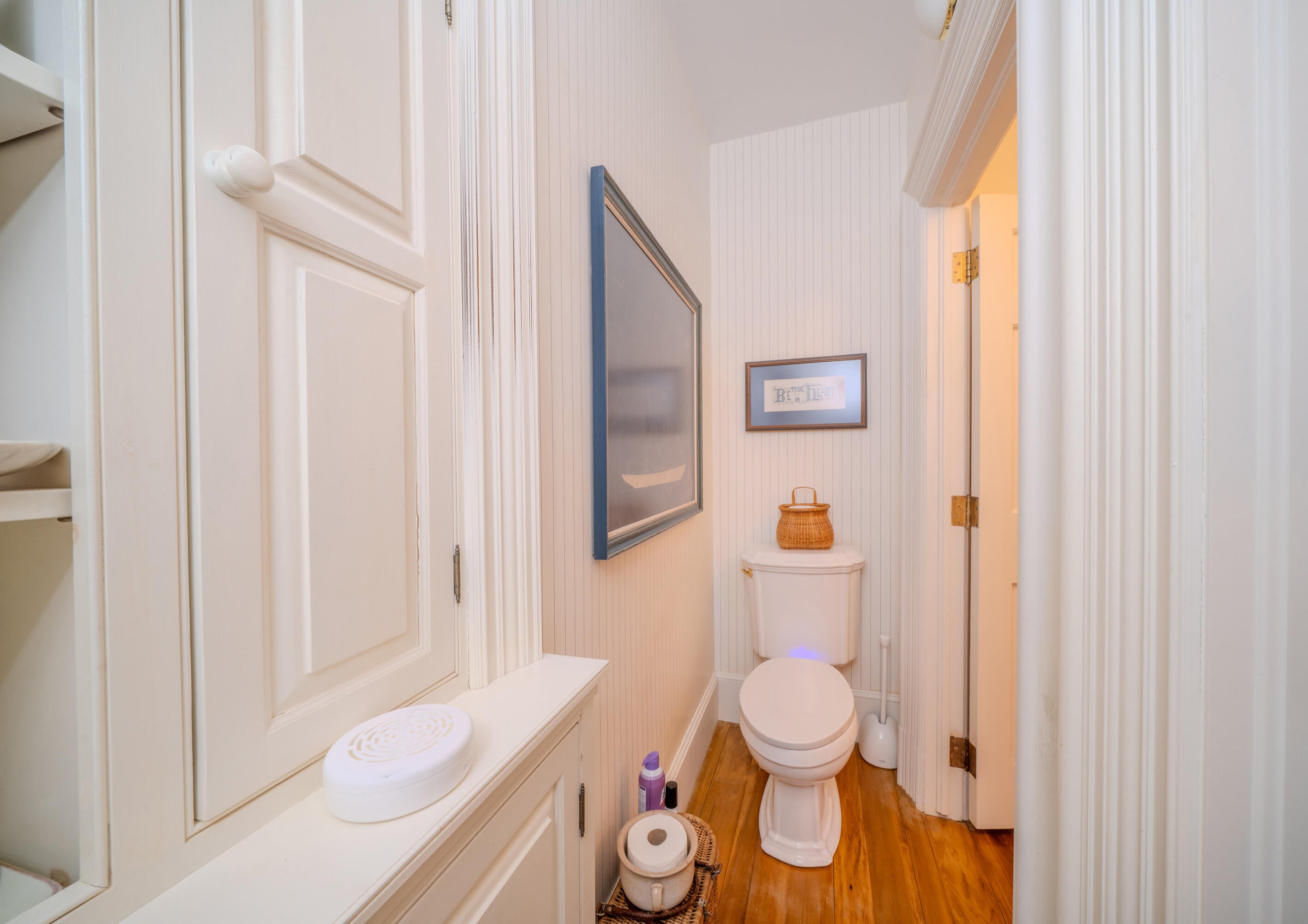 Belfast, Maine, 04915, United States, ,2 BathroomsBathrooms,Residential,Active,1762819