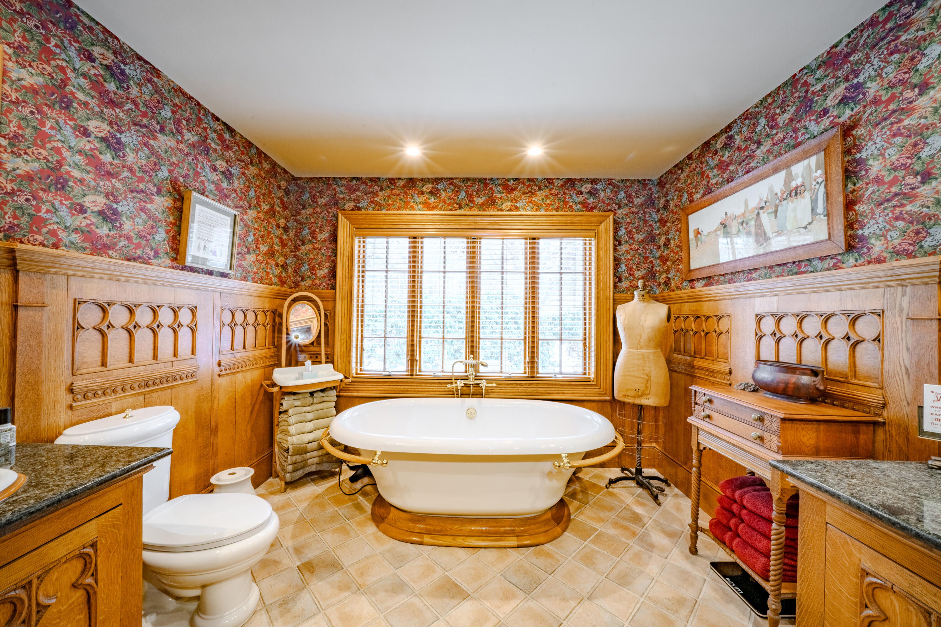 Belfast, Maine, 04915, United States, ,2 BathroomsBathrooms,Residential,Active,1762819