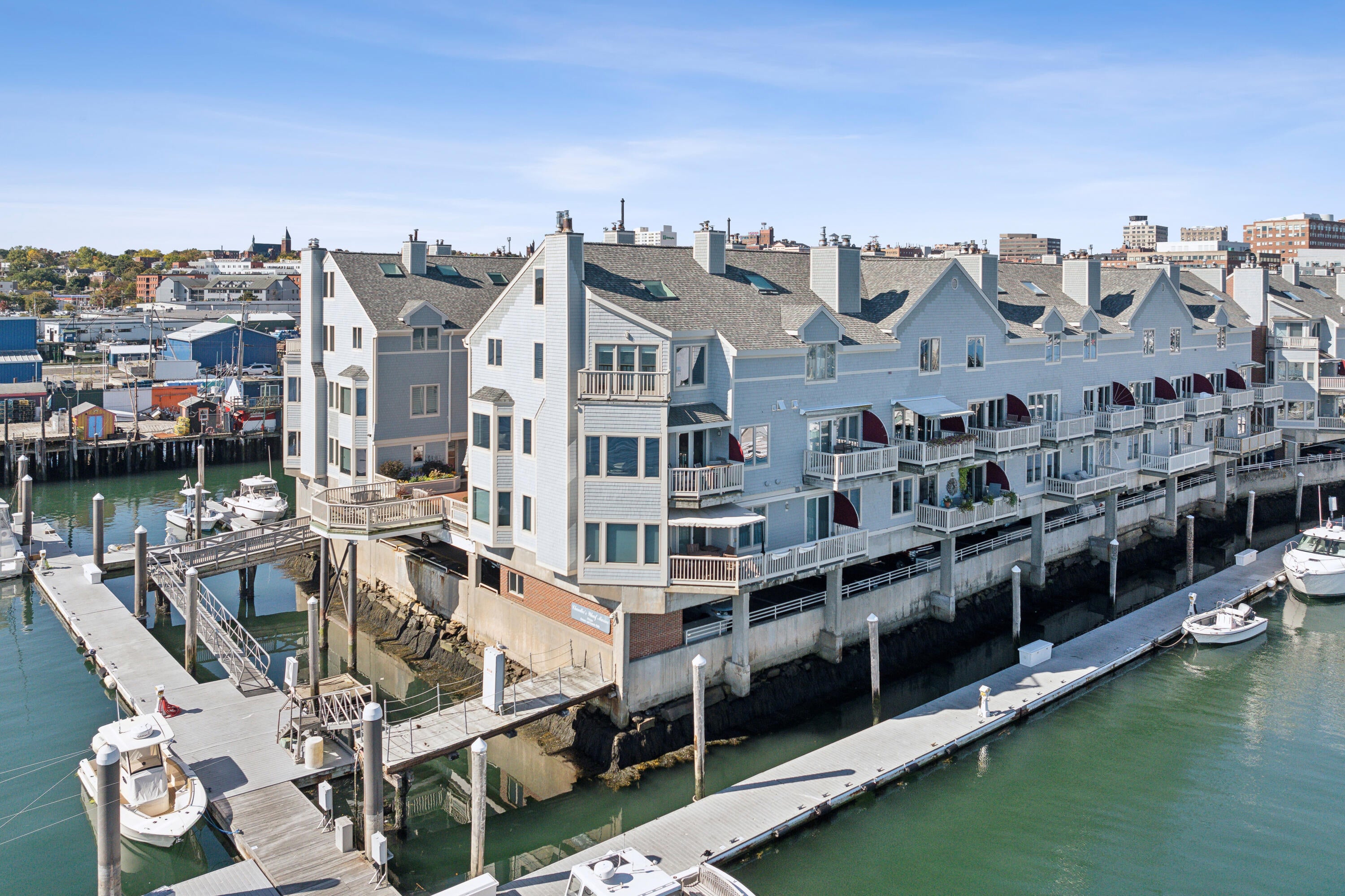 Portland, Maine, 04101, United States, 2 Bedrooms Bedrooms, ,3 BathroomsBathrooms,Residential,Active,1823987