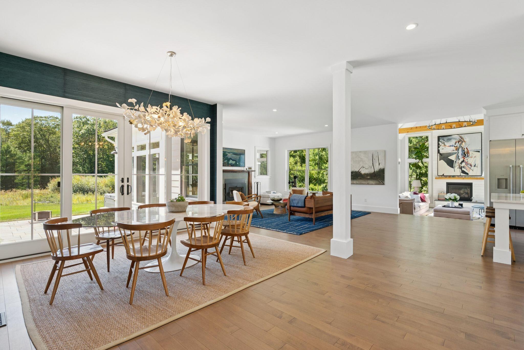 Cumberland, Maine, 04021, United States, 5 Bedrooms Bedrooms, ,4 BathroomsBathrooms,Residential,Active,1941141