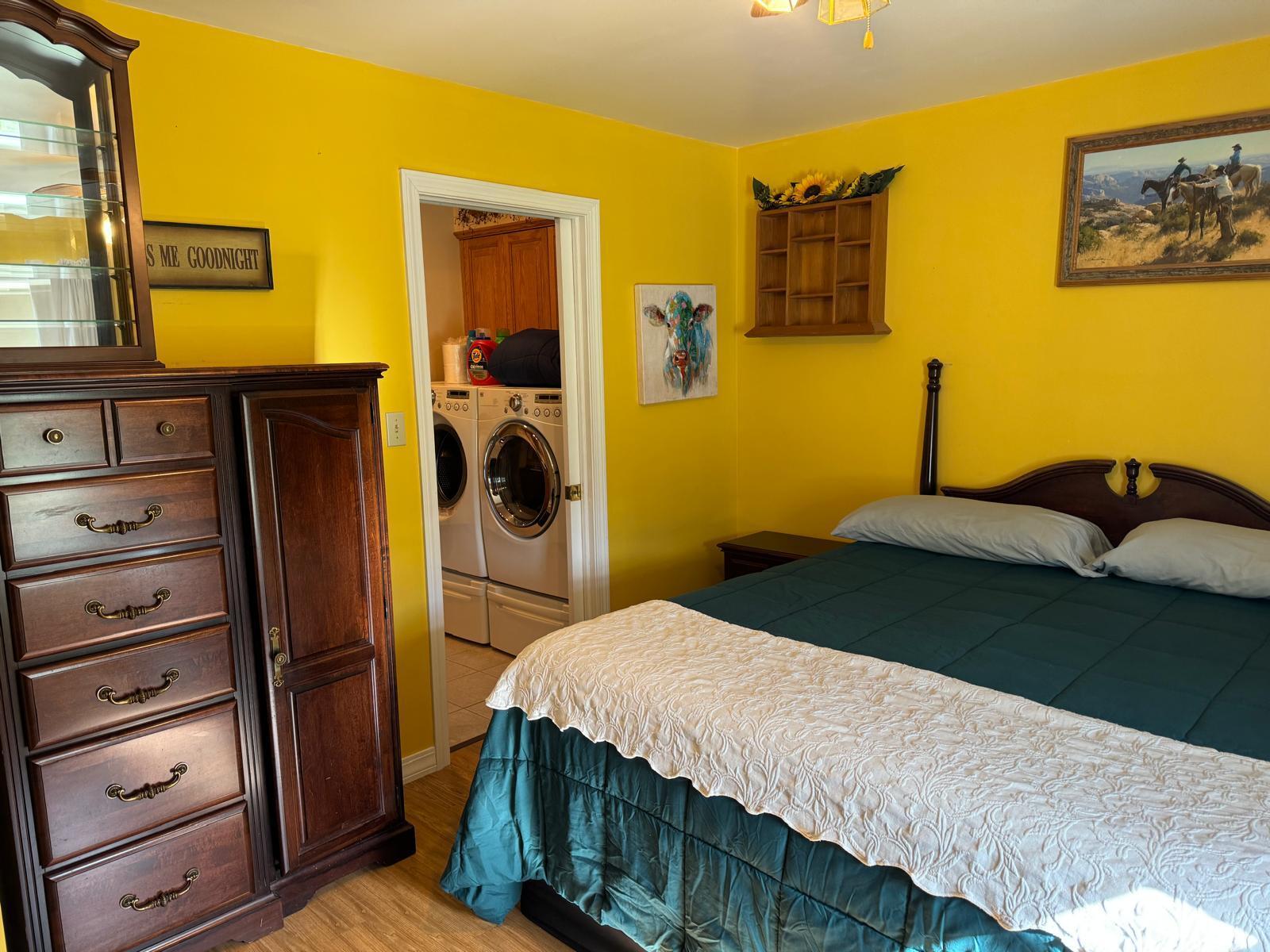 New Canada, Maine, 04743, United States, 6 Bedrooms Bedrooms, ,2 BathroomsBathrooms,Residential,Active,1702003