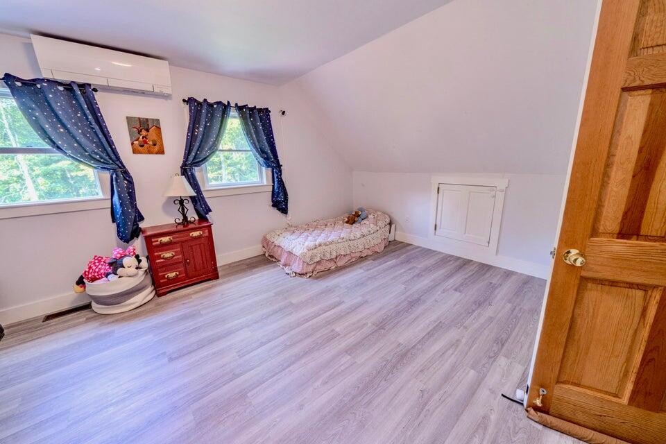 Belfast, Maine, 04915, United States, 4 Bedrooms Bedrooms, ,4 BathroomsBathrooms,Residential,Active,1876879