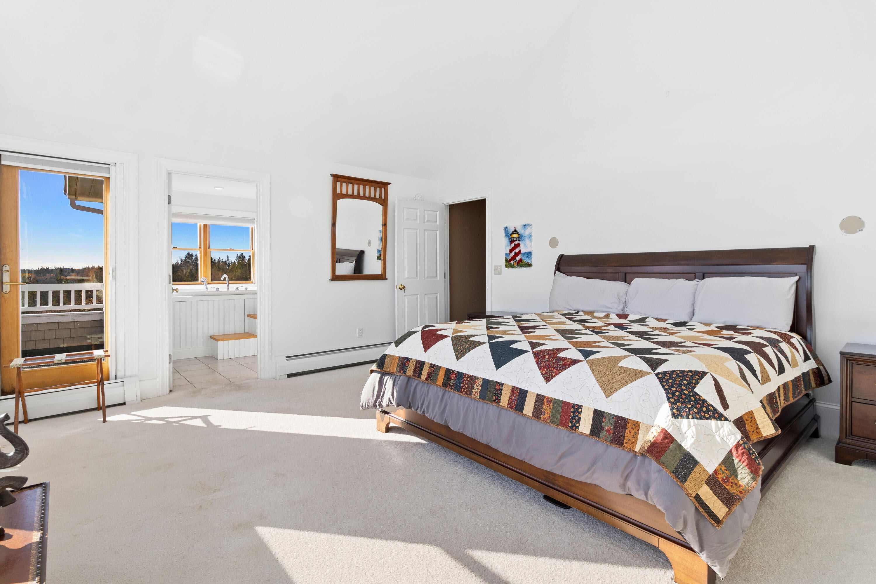 Vinalhaven, Maine, 04863, United States, 4 Bedrooms Bedrooms, ,4 BathroomsBathrooms,Residential,Active,1997886