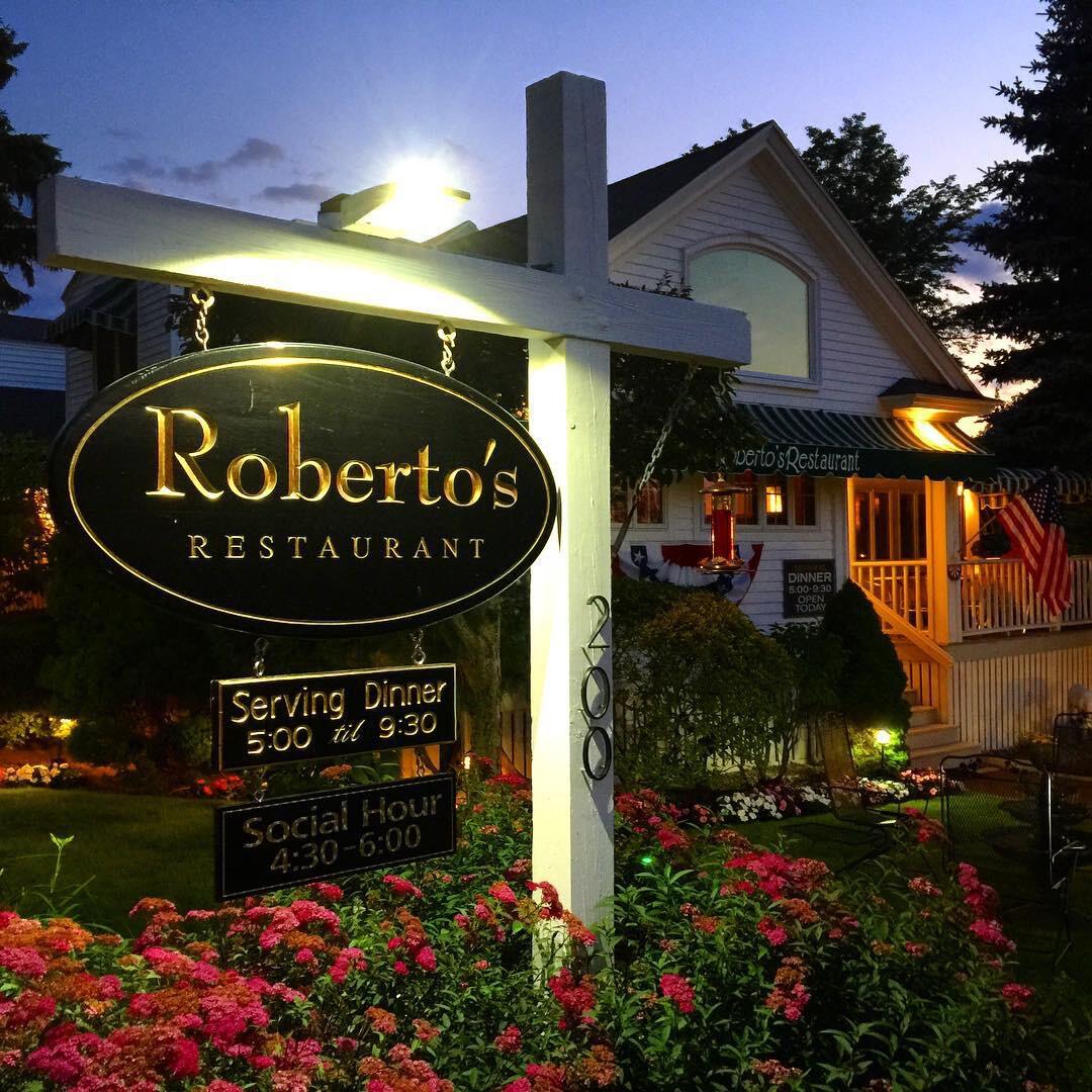 Ogunquit, Maine, 03907, United States, 2 Bedrooms Bedrooms, ,4 BathroomsBathrooms,Residential,Active,1839383