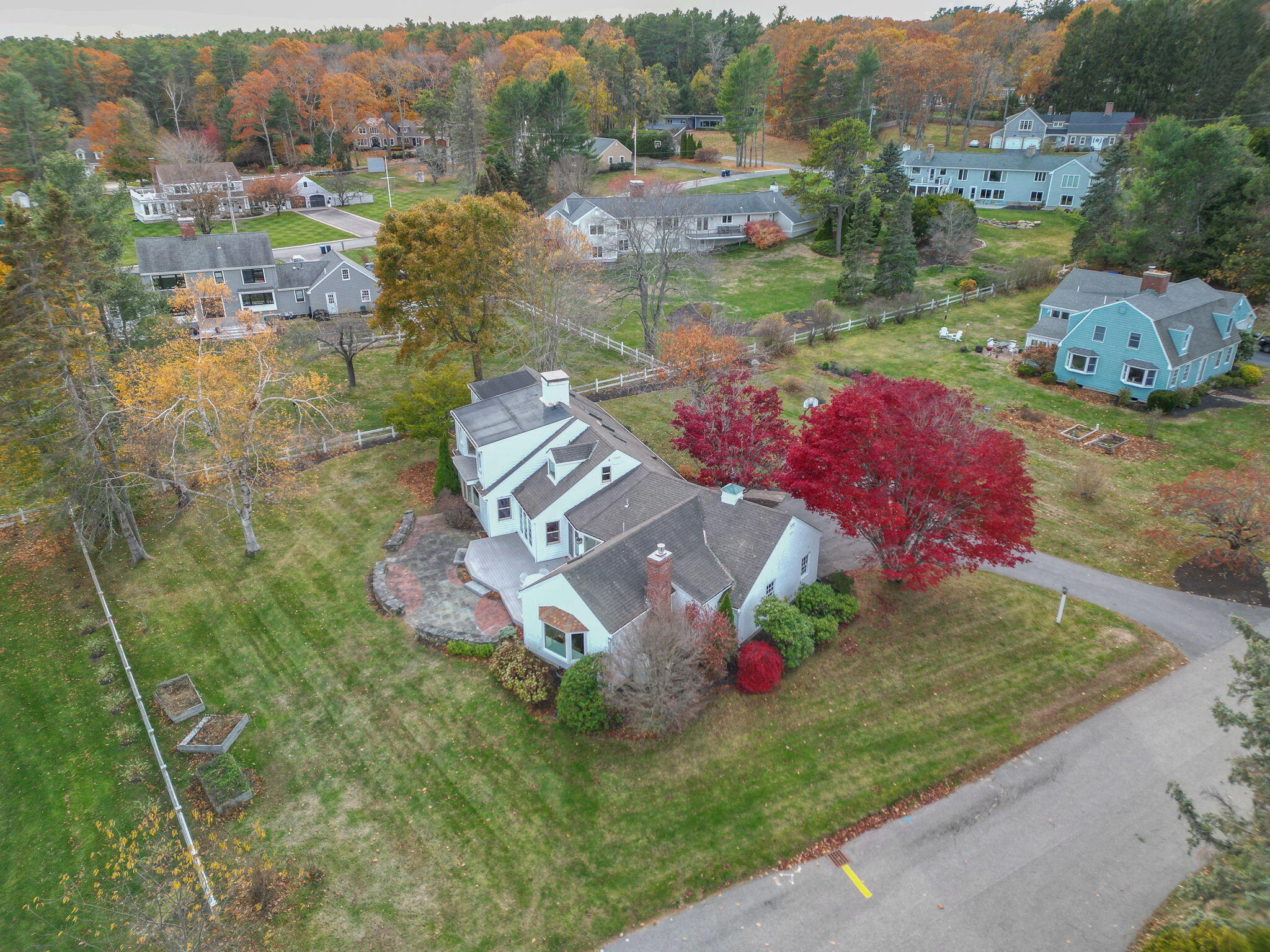 Cumberland, Maine, 04110, United States, 5 Bedrooms Bedrooms, ,3 BathroomsBathrooms,Residential,Active,1989779