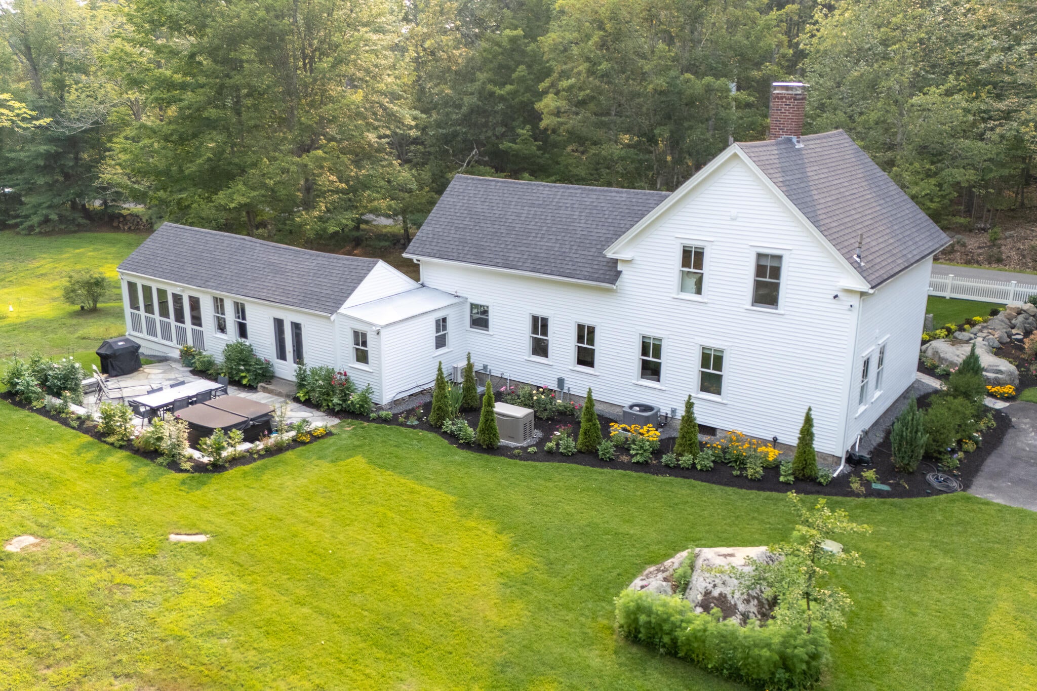 South Berwick, Maine, 03908, United States, 3 Bedrooms Bedrooms, ,2 BathroomsBathrooms,Residential,Active,1929451