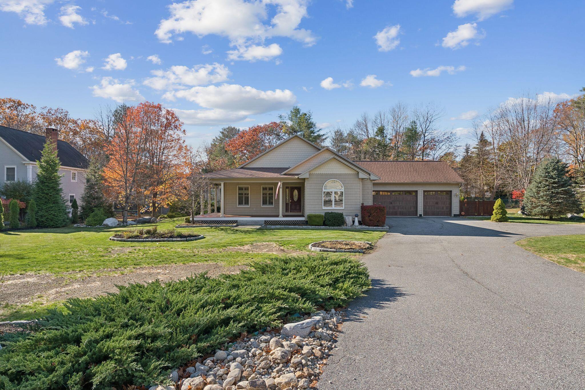 Brunswick, Maine, 04011, United States, 3 Bedrooms Bedrooms, ,3 BathroomsBathrooms,Residential,Active,1985566
