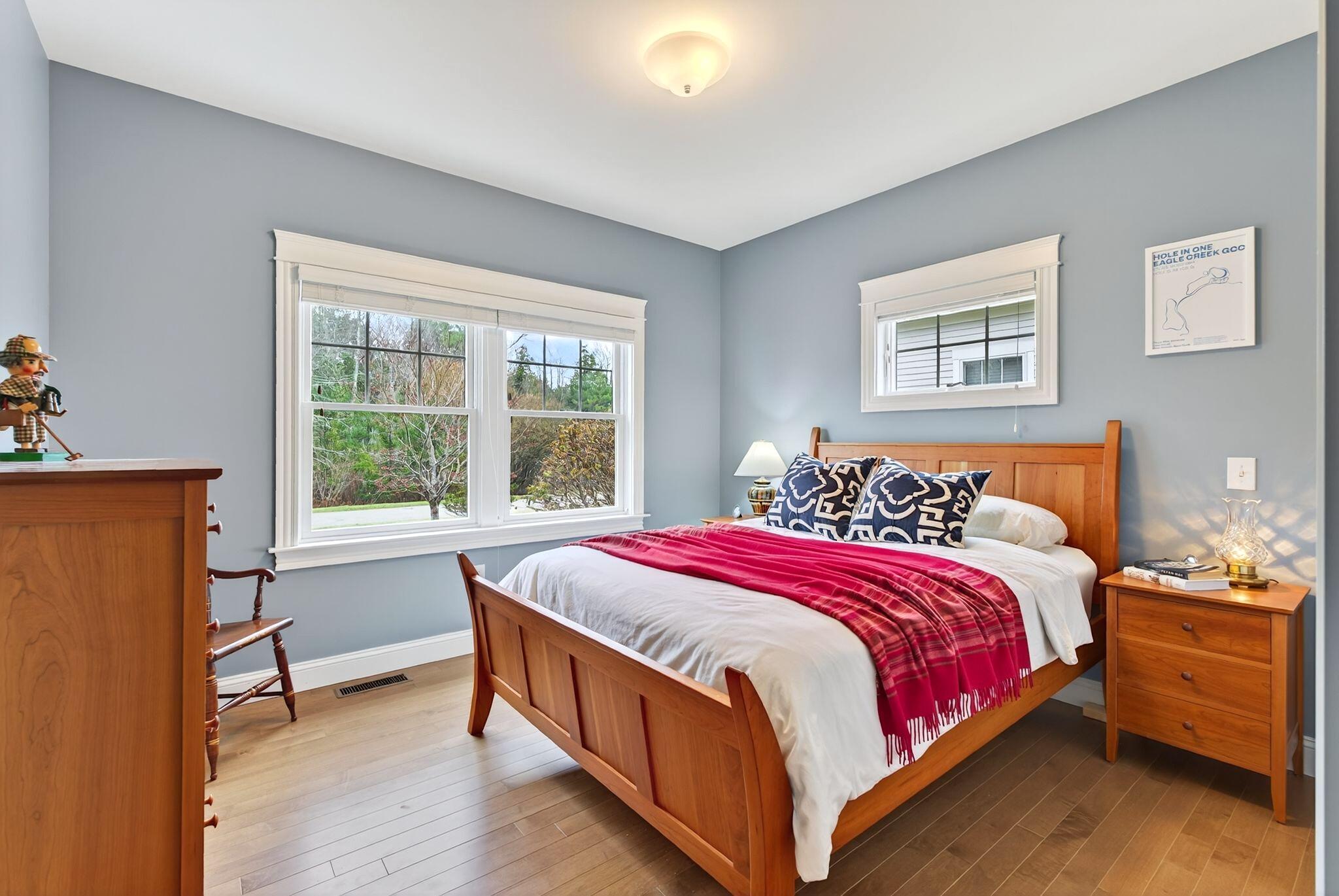 Falmouth, Maine, 04105, United States, 3 Bedrooms Bedrooms, ,4 BathroomsBathrooms,Residential,Active,1998574