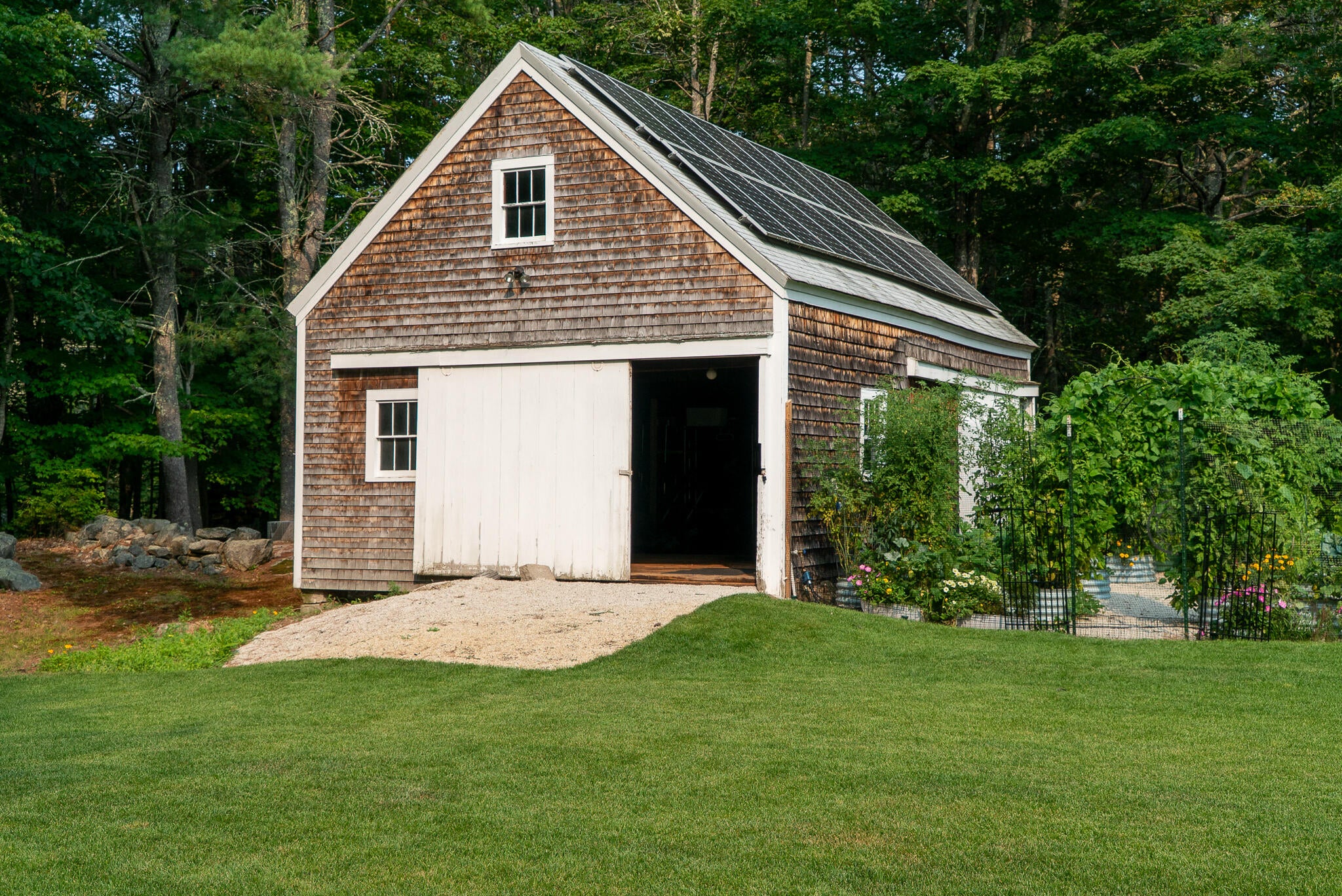 South Berwick, Maine, 03908, United States, 3 Bedrooms Bedrooms, ,2 BathroomsBathrooms,Residential,Active,1929451