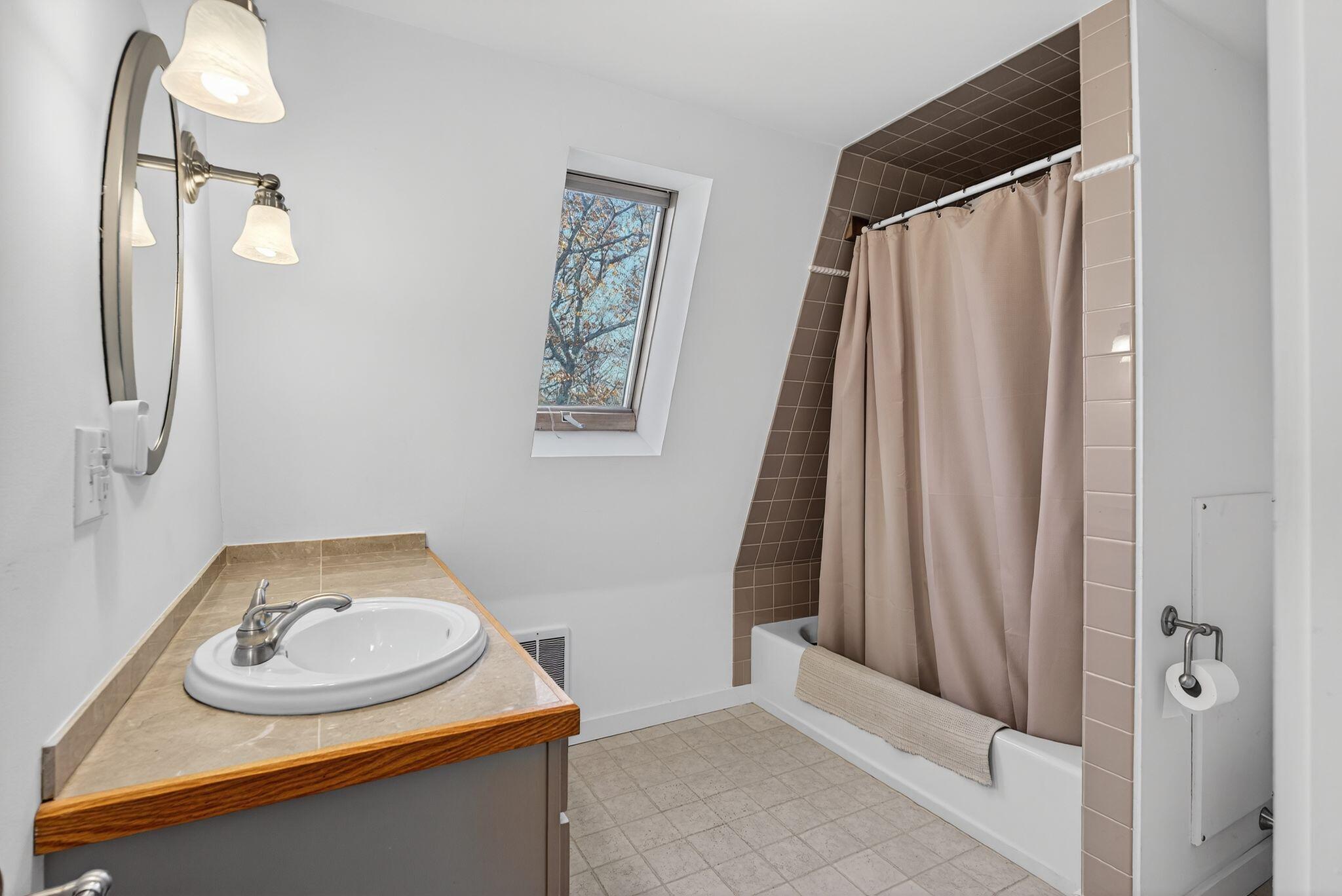 Georgetown, Maine, 04548, United States, 4 Bedrooms Bedrooms, ,4 BathroomsBathrooms,Residential,Active,2006930