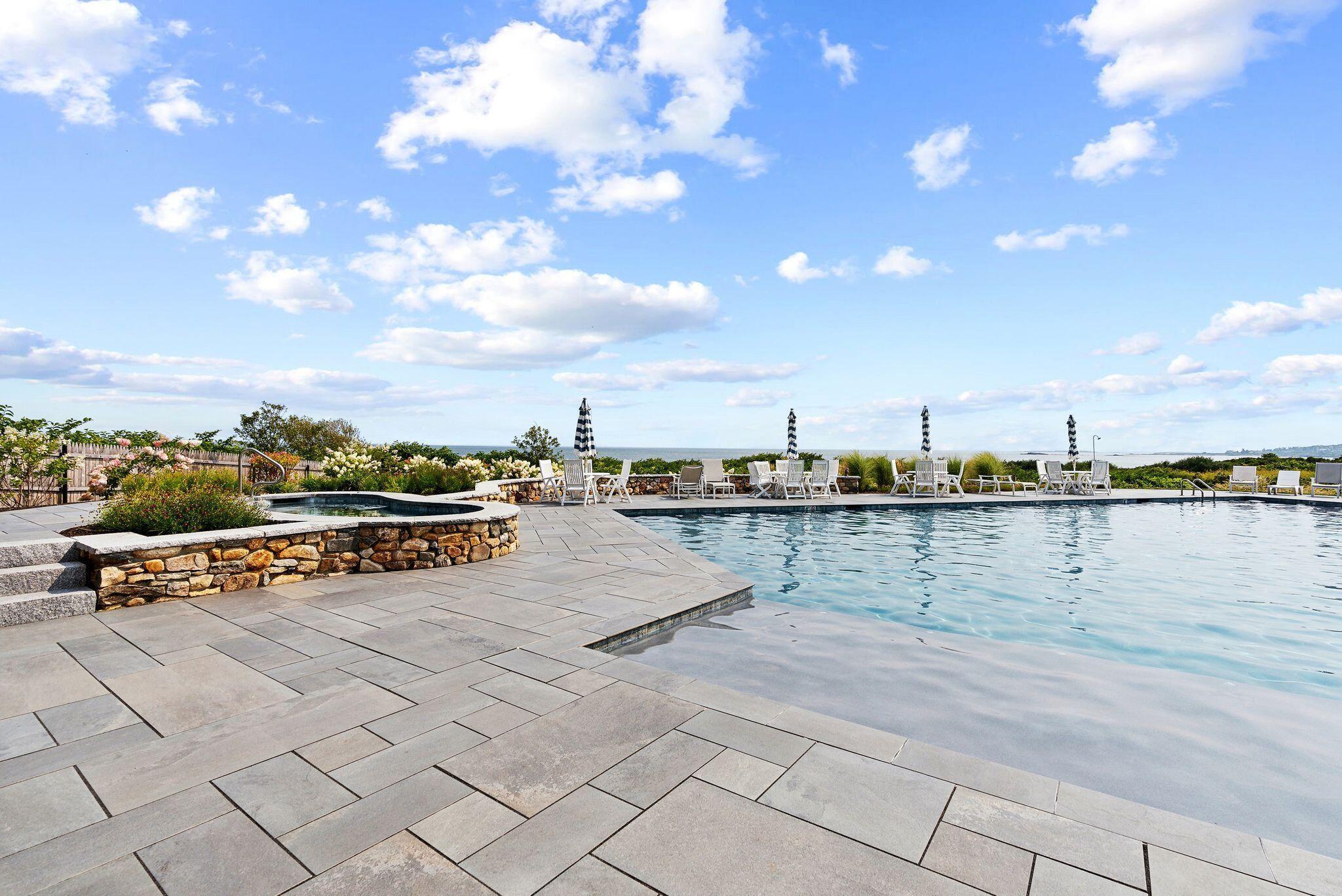 Scarborough, Maine, 04074, United States, 2 Bedrooms Bedrooms, ,3 BathroomsBathrooms,Residential,Active,1972151