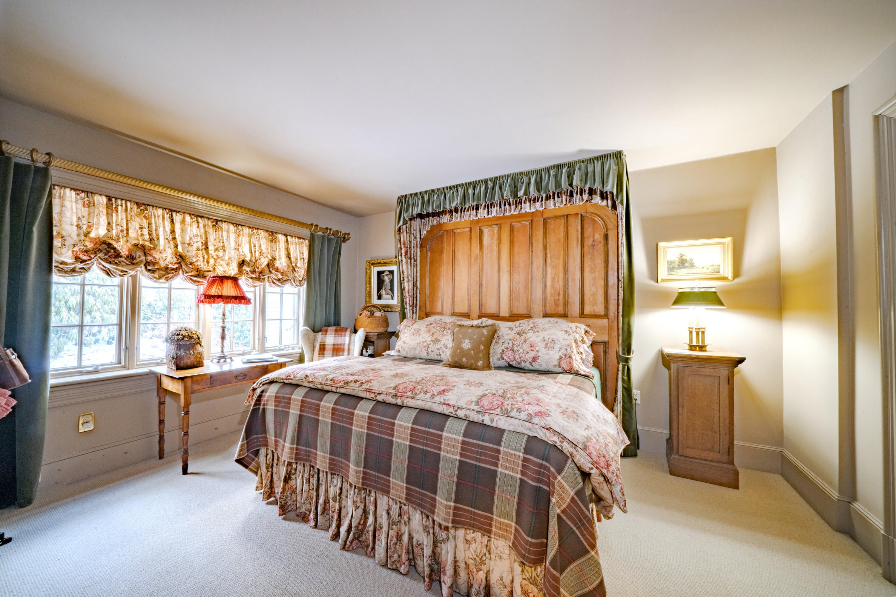 Belfast, Maine, 04915, United States, ,2 BathroomsBathrooms,Residential,Active,1762819