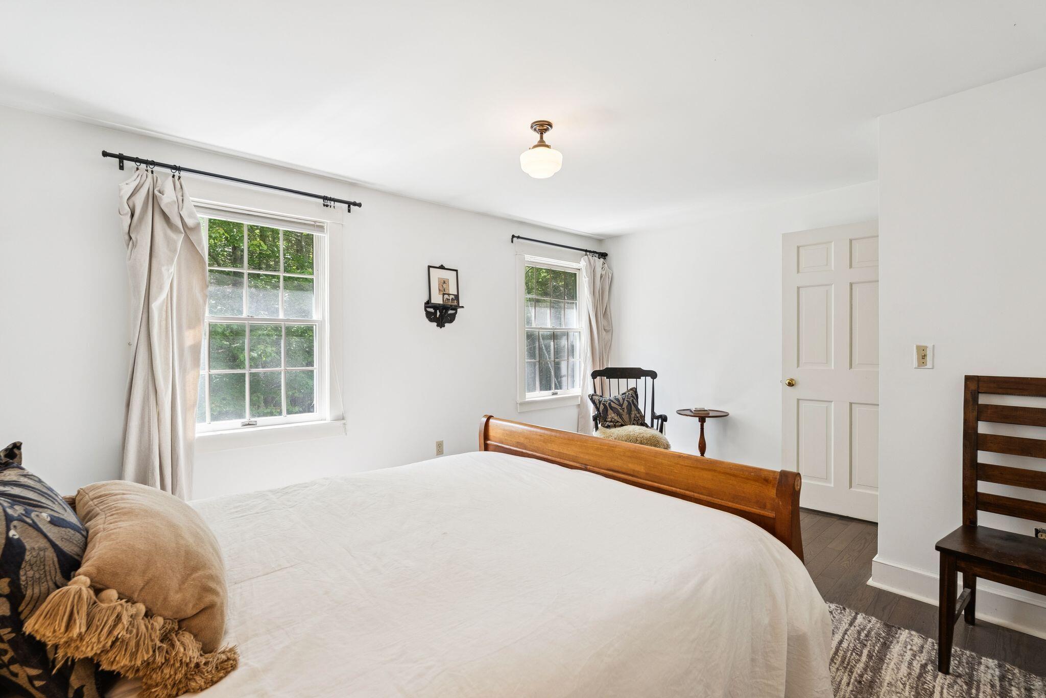 Cumberland, Maine, 04110, United States, 4 Bedrooms Bedrooms, ,4 BathroomsBathrooms,Residential,Active,1945069