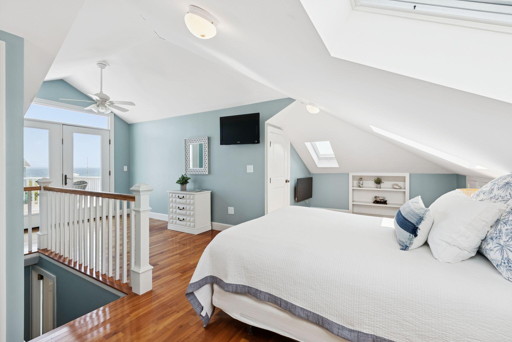 Biddeford, Maine, 04005, United States, 5 Bedrooms Bedrooms, ,2 BathroomsBathrooms,Residential,Active,1903206