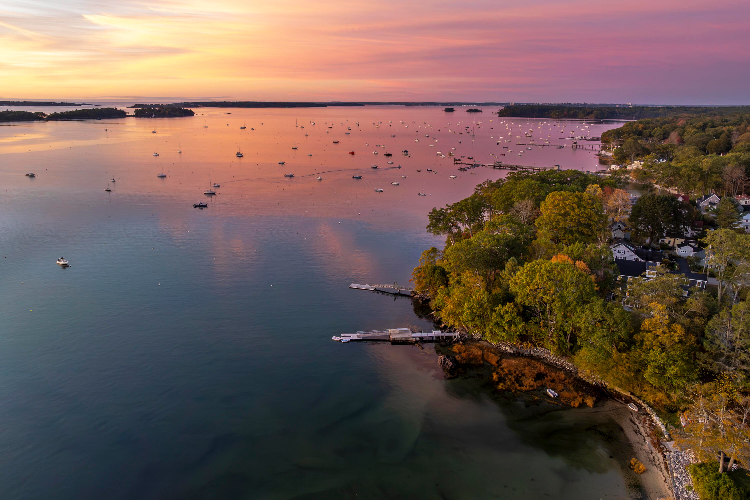Falmouth, Maine, 04105, United States, 5 Bedrooms Bedrooms, ,6 BathroomsBathrooms,Residential,Active,2028555