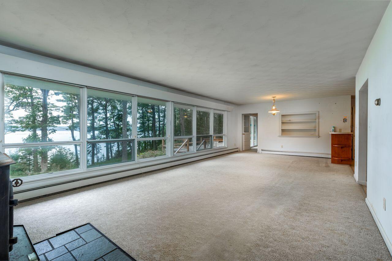 Brunswick, Maine, 04011, United States, 4 Bedrooms Bedrooms, ,3 BathroomsBathrooms,Residential,Active,1900497