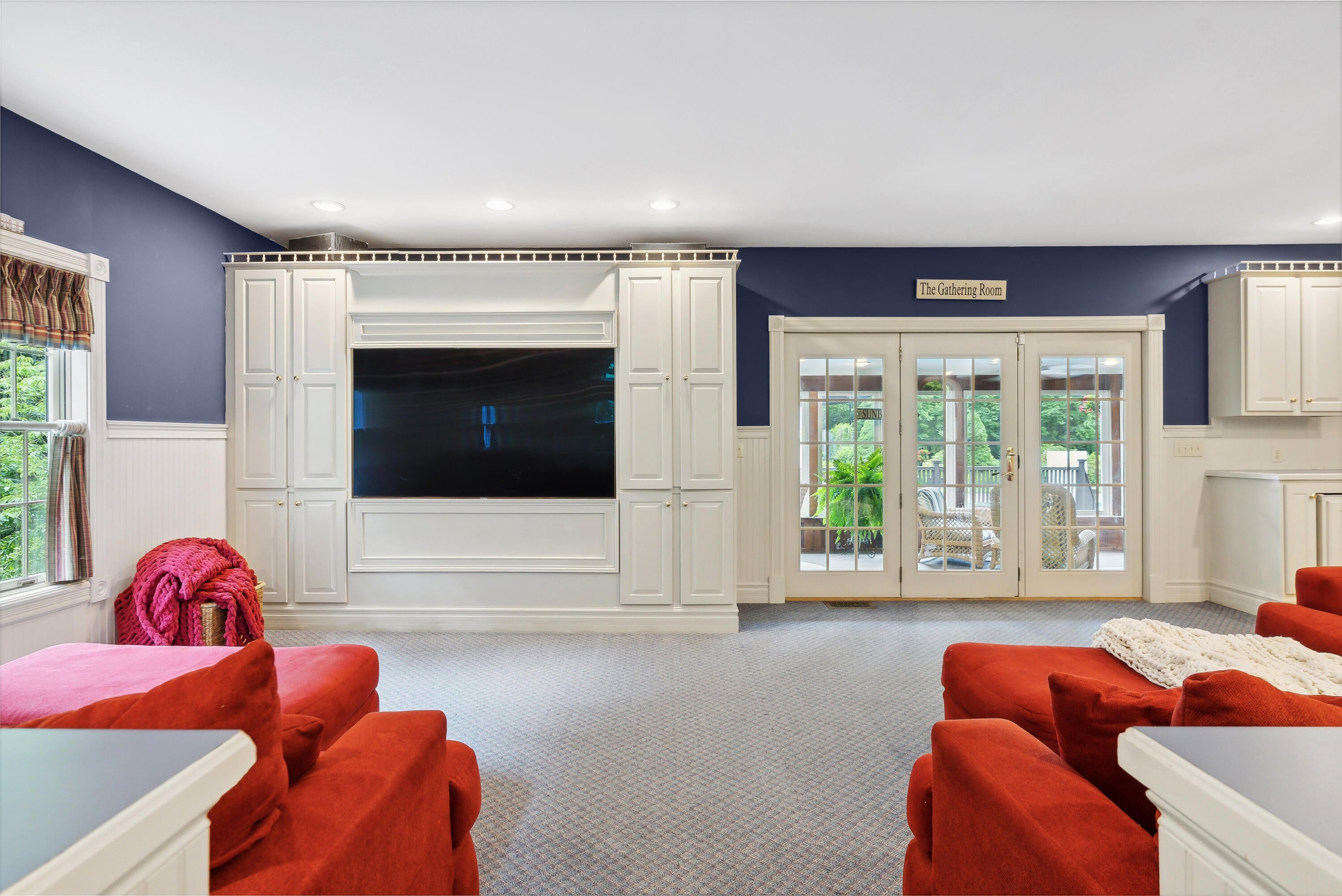 Saco, Maine, 04072, United States, 8 Bedrooms Bedrooms, ,9 BathroomsBathrooms,Residential,Active,1839757