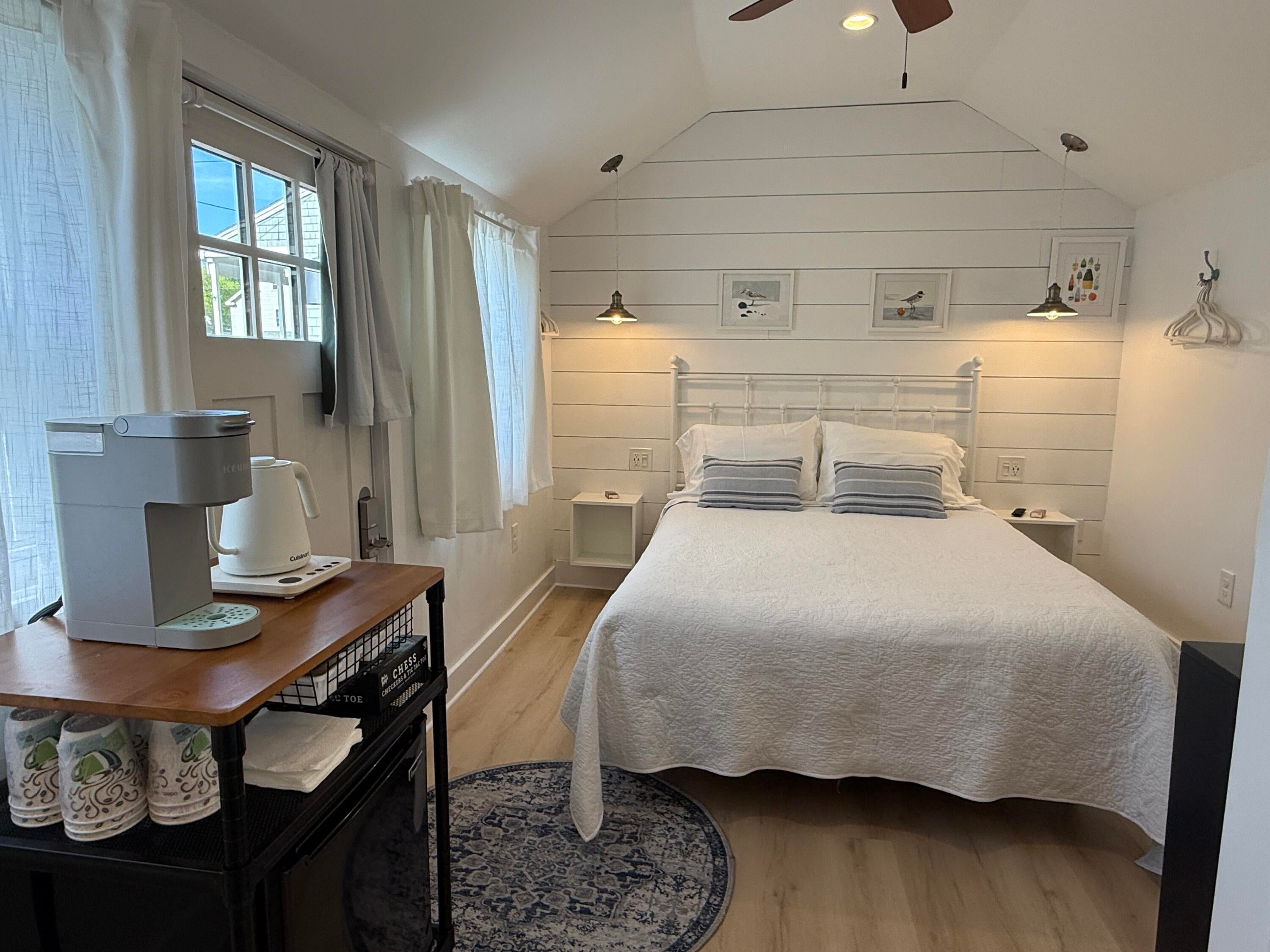 Ogunquit, Maine, 03907, United States, 6 Bedrooms Bedrooms, ,6 BathroomsBathrooms,Residential,Active,2012671