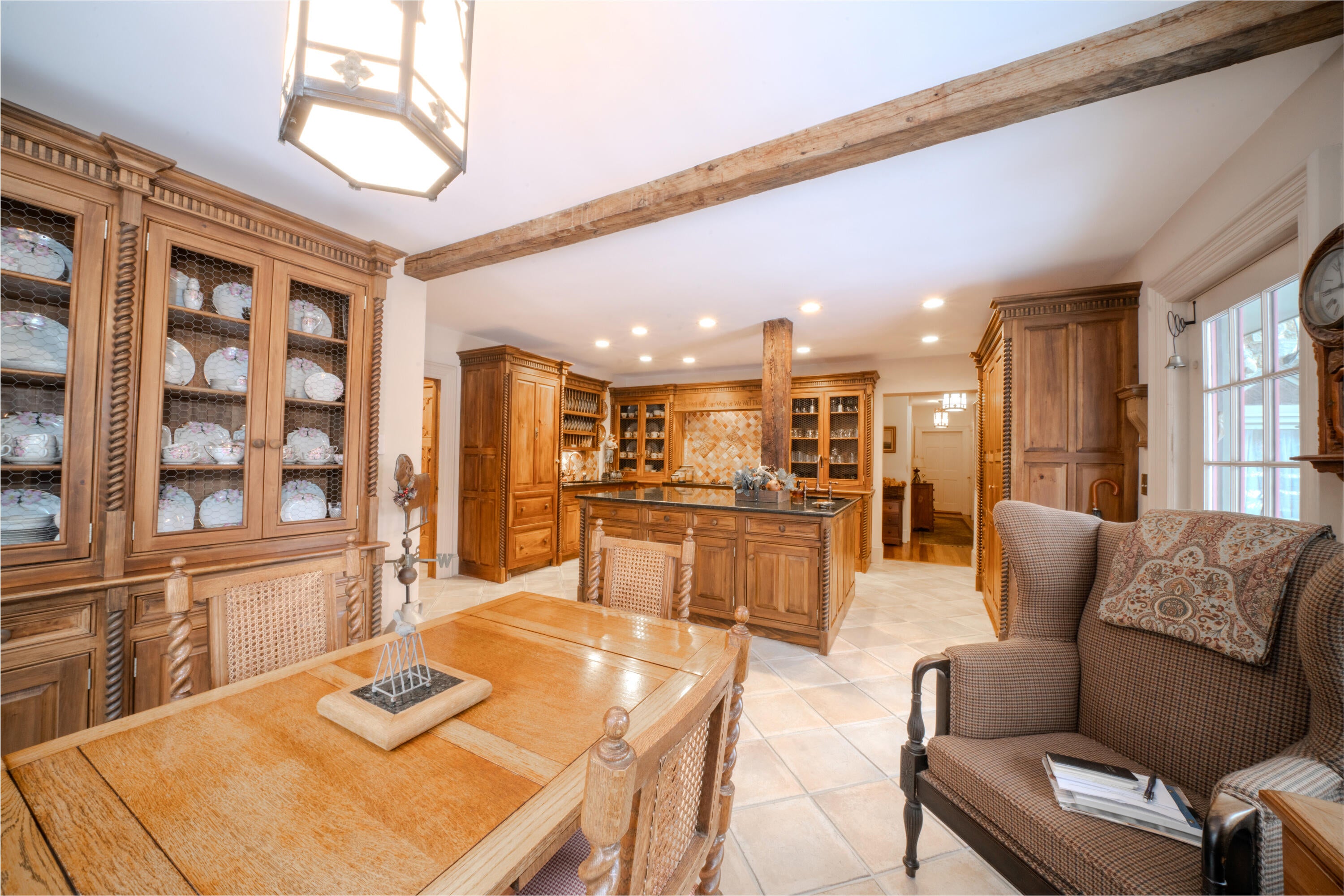 Belfast, Maine, 04915, United States, ,2 BathroomsBathrooms,Residential,Active,1762819