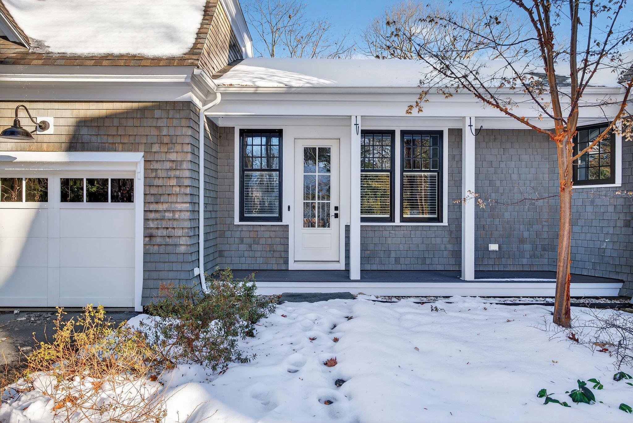Falmouth, Maine, 04105, United States, 5 Bedrooms Bedrooms, ,6 BathroomsBathrooms,Residential,Active,1952276