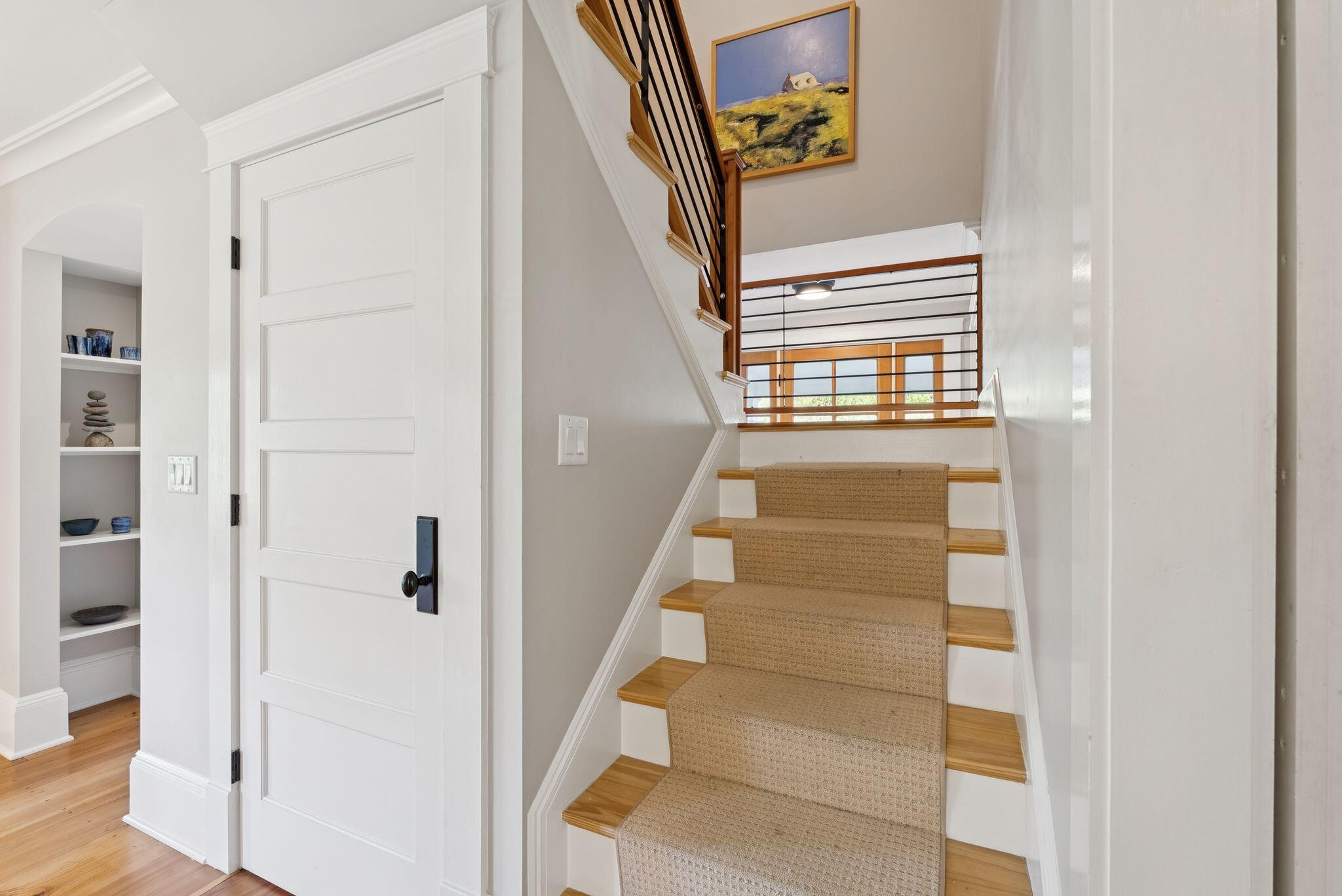 Falmouth, Maine, 04105, United States, 5 Bedrooms Bedrooms, ,4 BathroomsBathrooms,Residential,Active,1961947