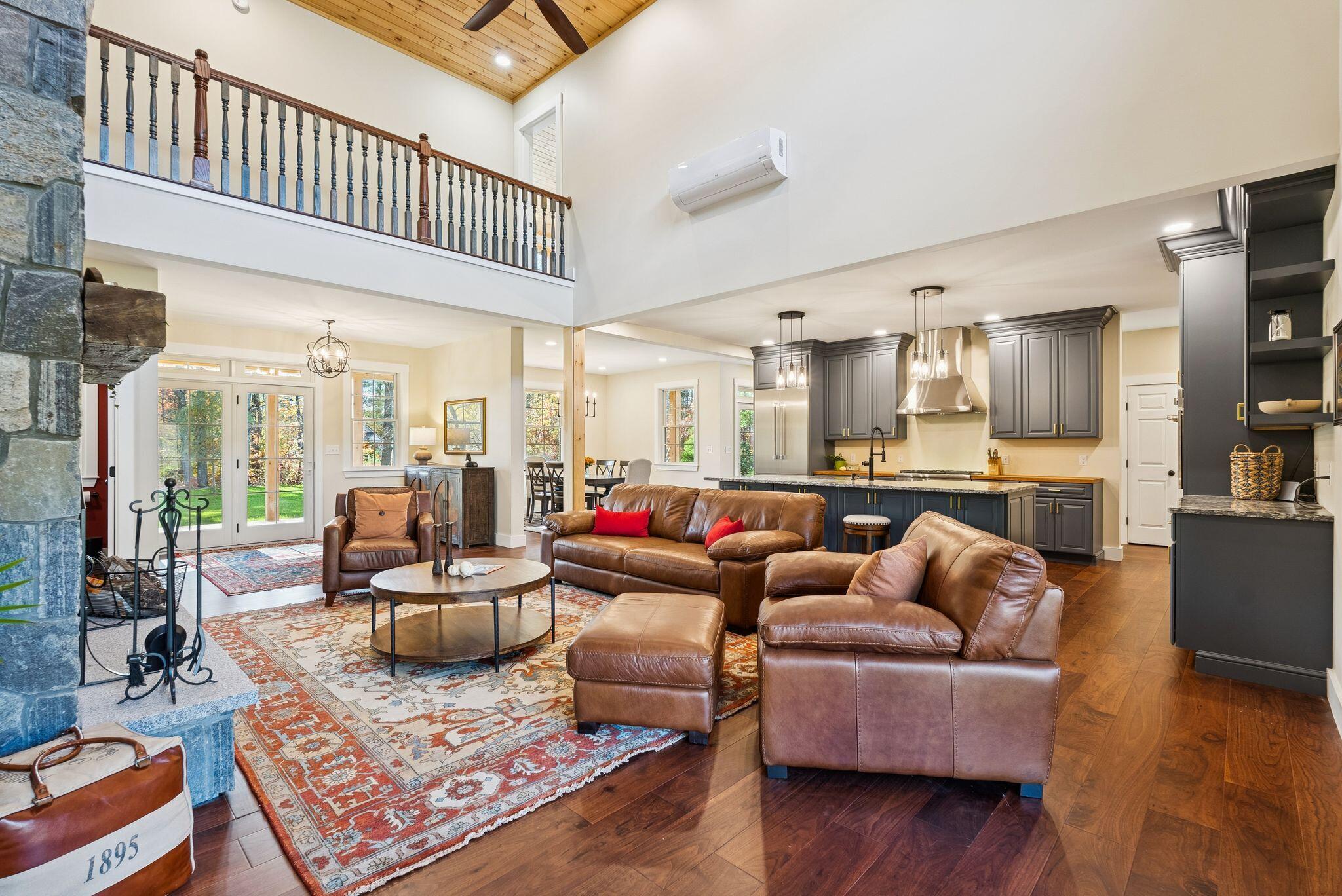 Casco, Maine, 04015, United States, 4 Bedrooms Bedrooms, ,5 BathroomsBathrooms,Residential,Active,1968106