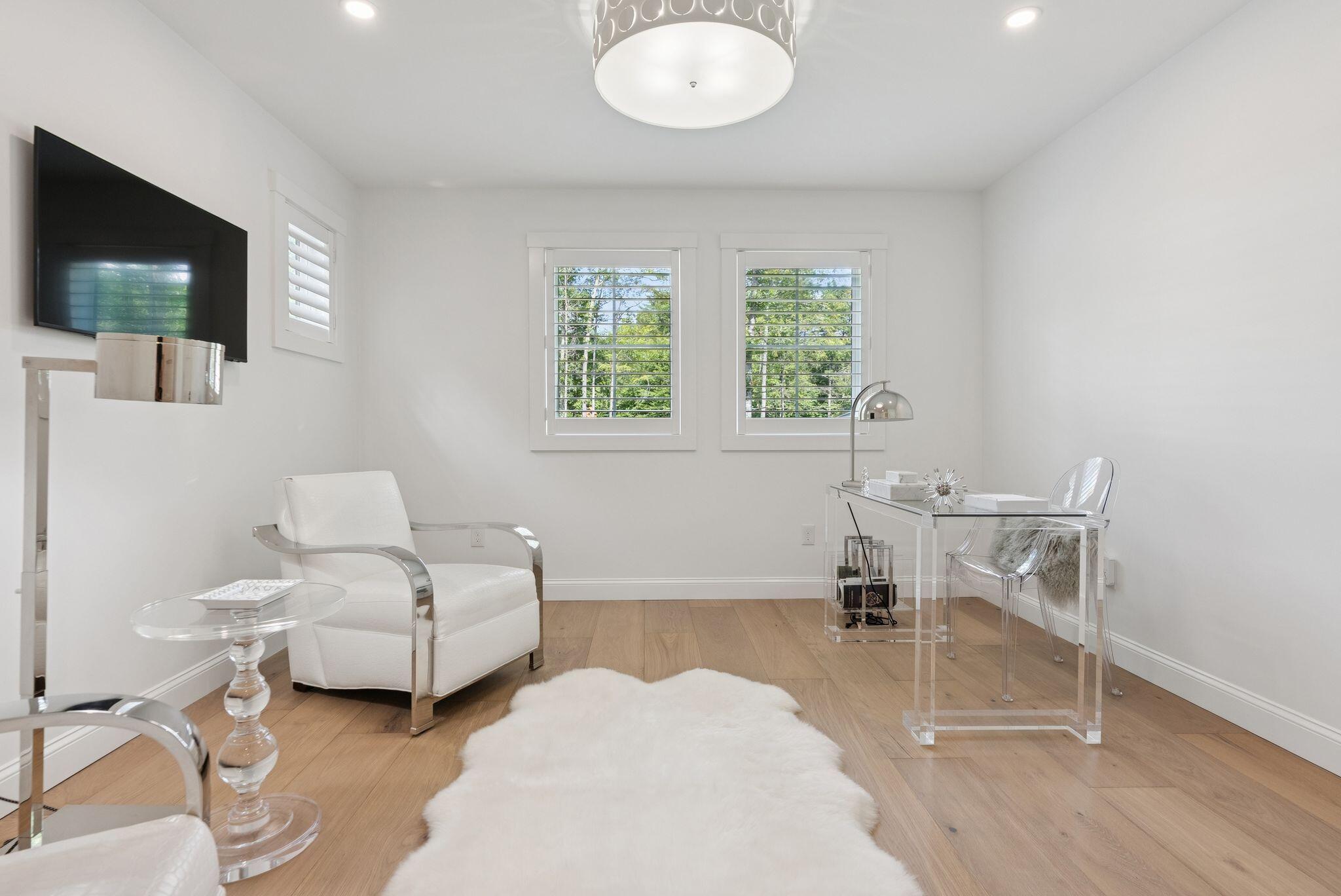 Cumberland, Maine, 04021, United States, ,5 BathroomsBathrooms,Residential,Active,1899925